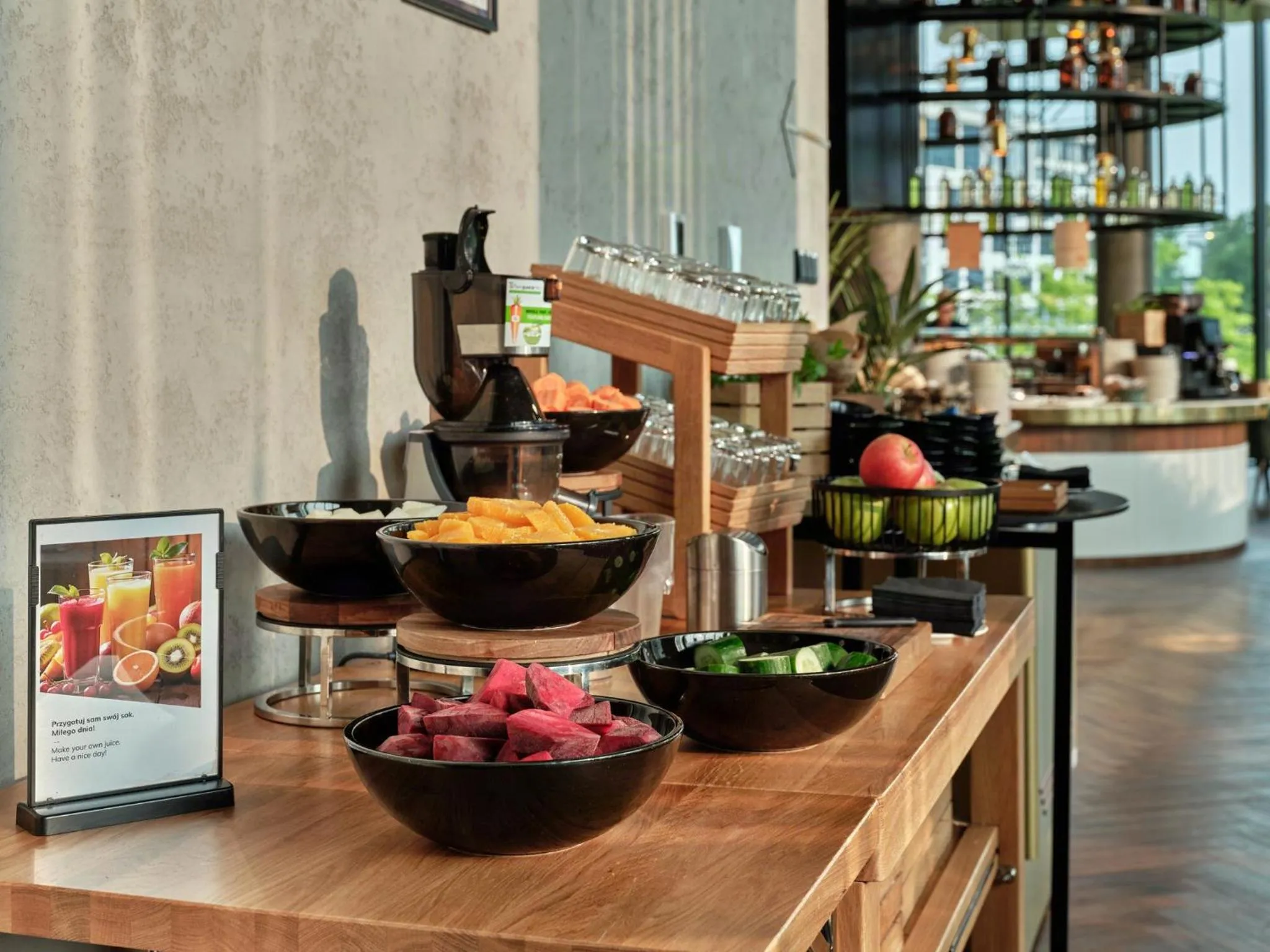 Breakfast in Crowne Plaza - Warsaw - The HUB by IHG
