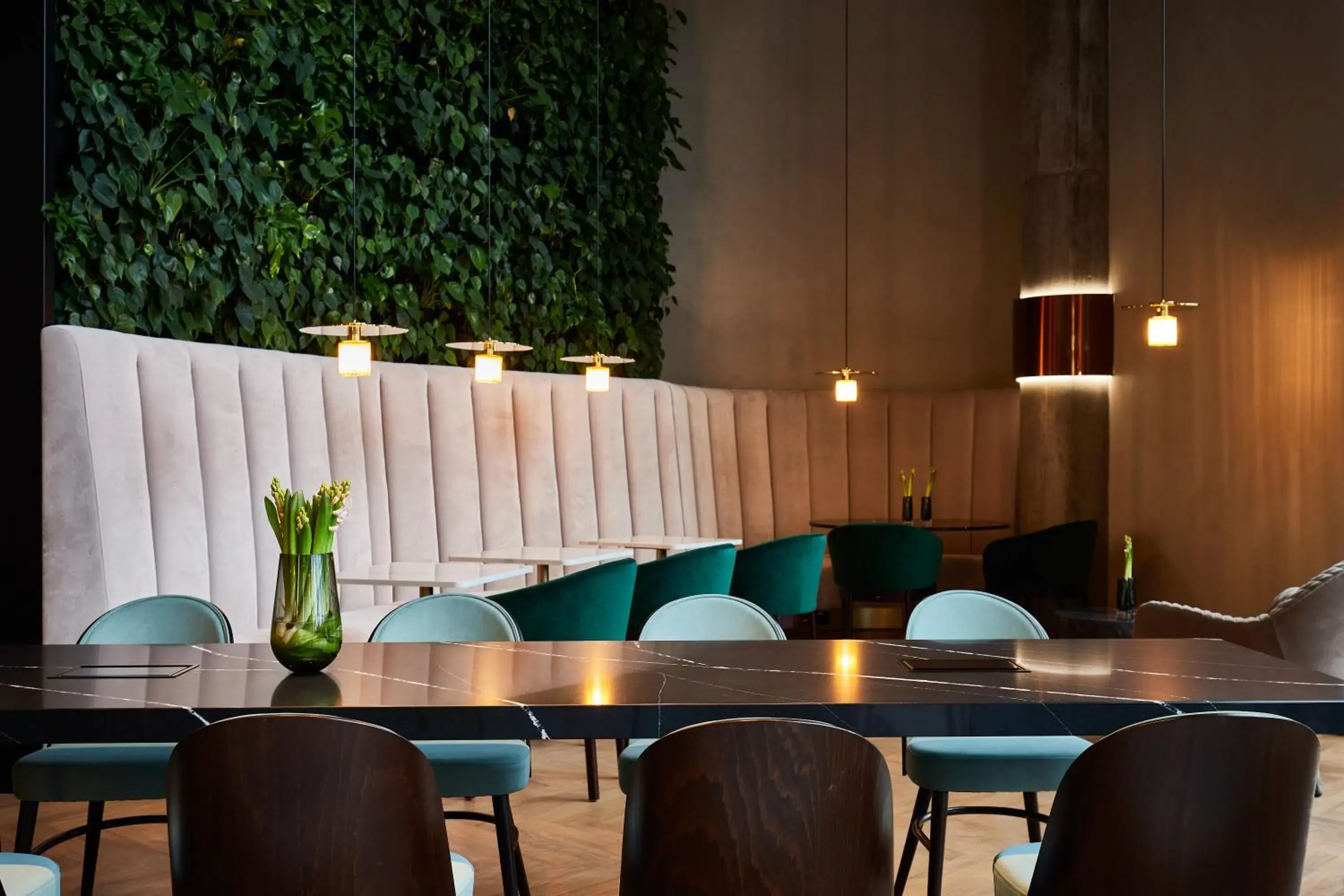 Restaurant/places to eat in Crowne Plaza - Warsaw - The HUB by IHG Restaurant/places to eat in Crowne Plaza - Warsaw - The HUB by IHG