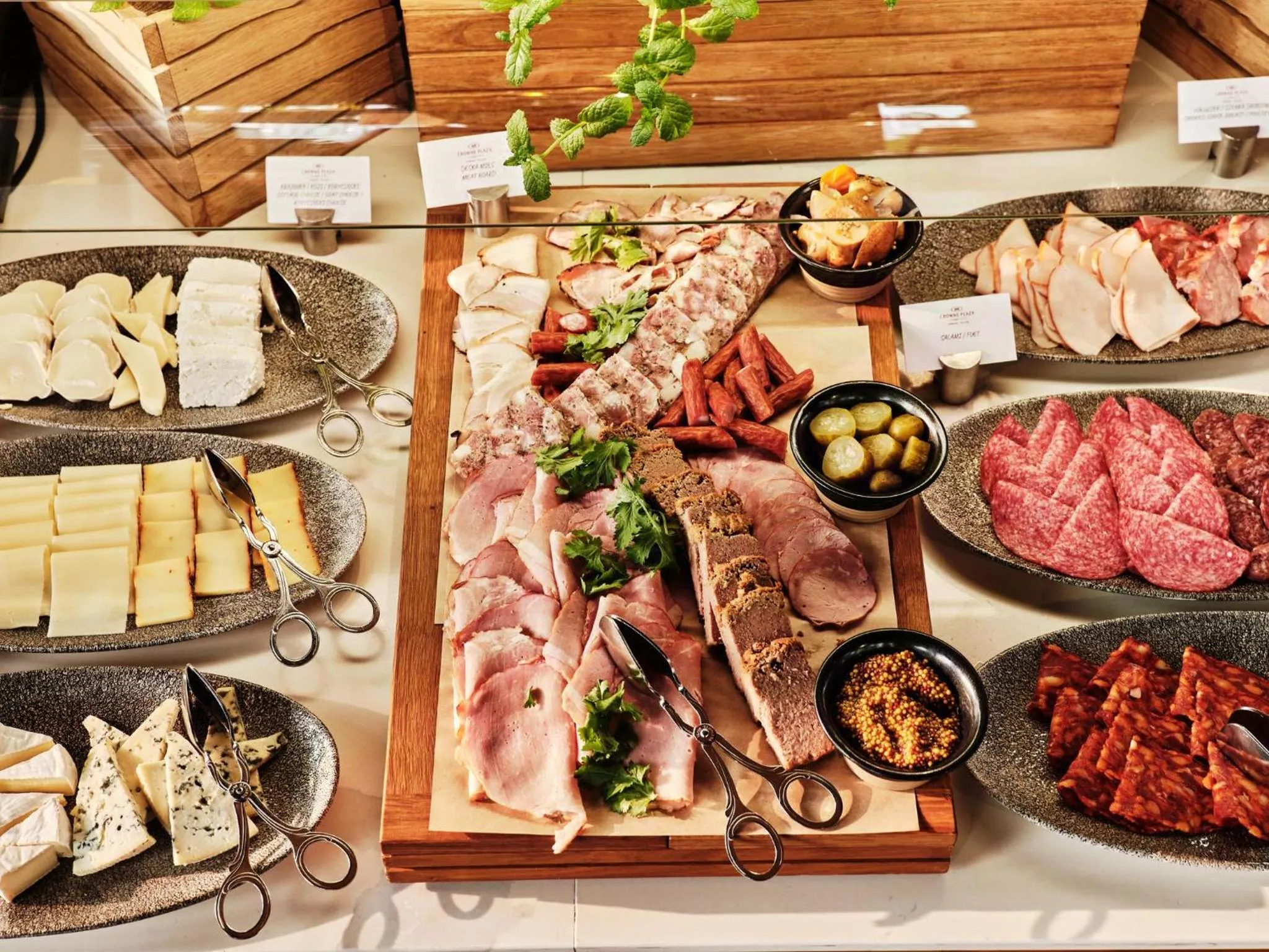 Breakfast in Crowne Plaza - Warsaw - The HUB by IHG