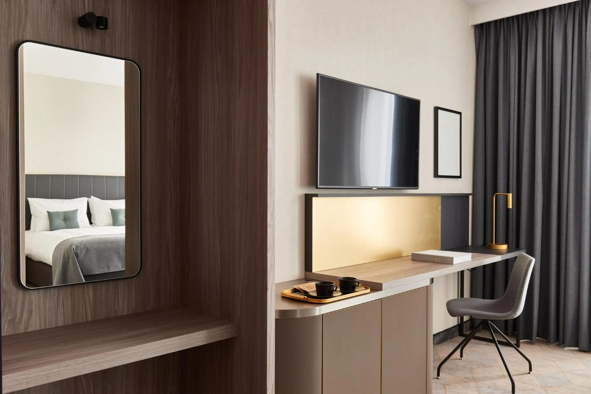 Photo of the whole room, Bed in Crowne Plaza - Warsaw - The HUB by IHG