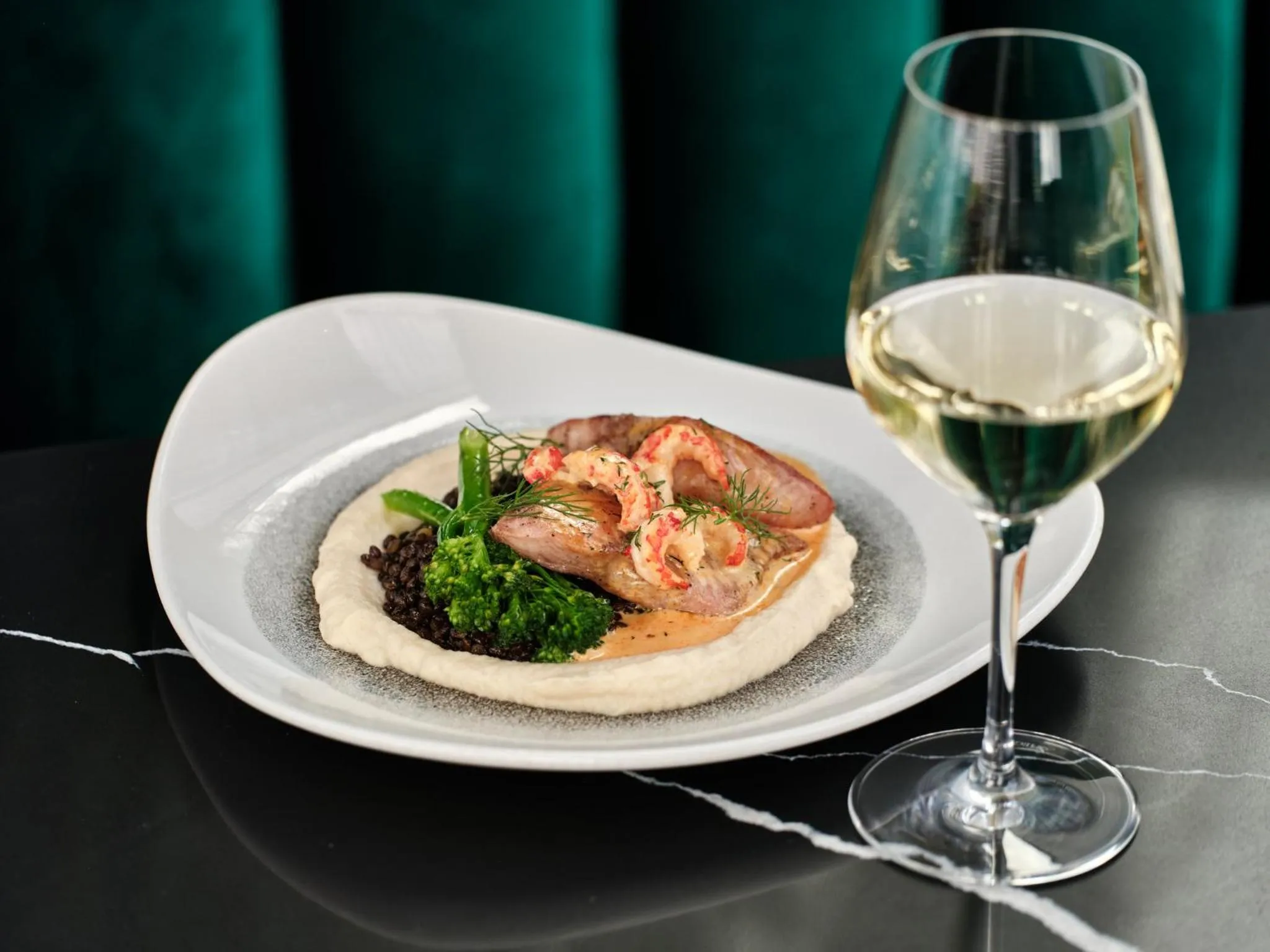 Restaurant/places to eat in Crowne Plaza - Warsaw - The HUB by IHG