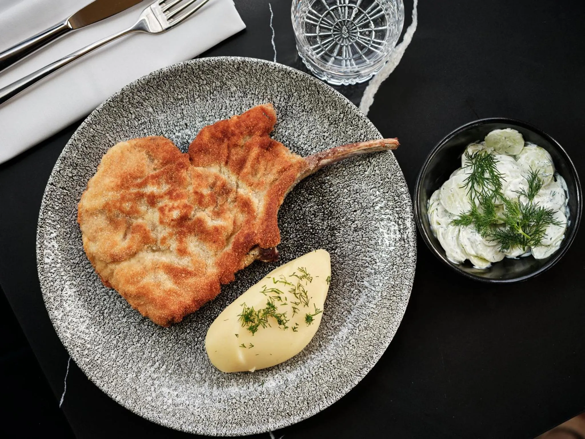 Restaurant/places to eat in Crowne Plaza - Warsaw - The HUB by IHG