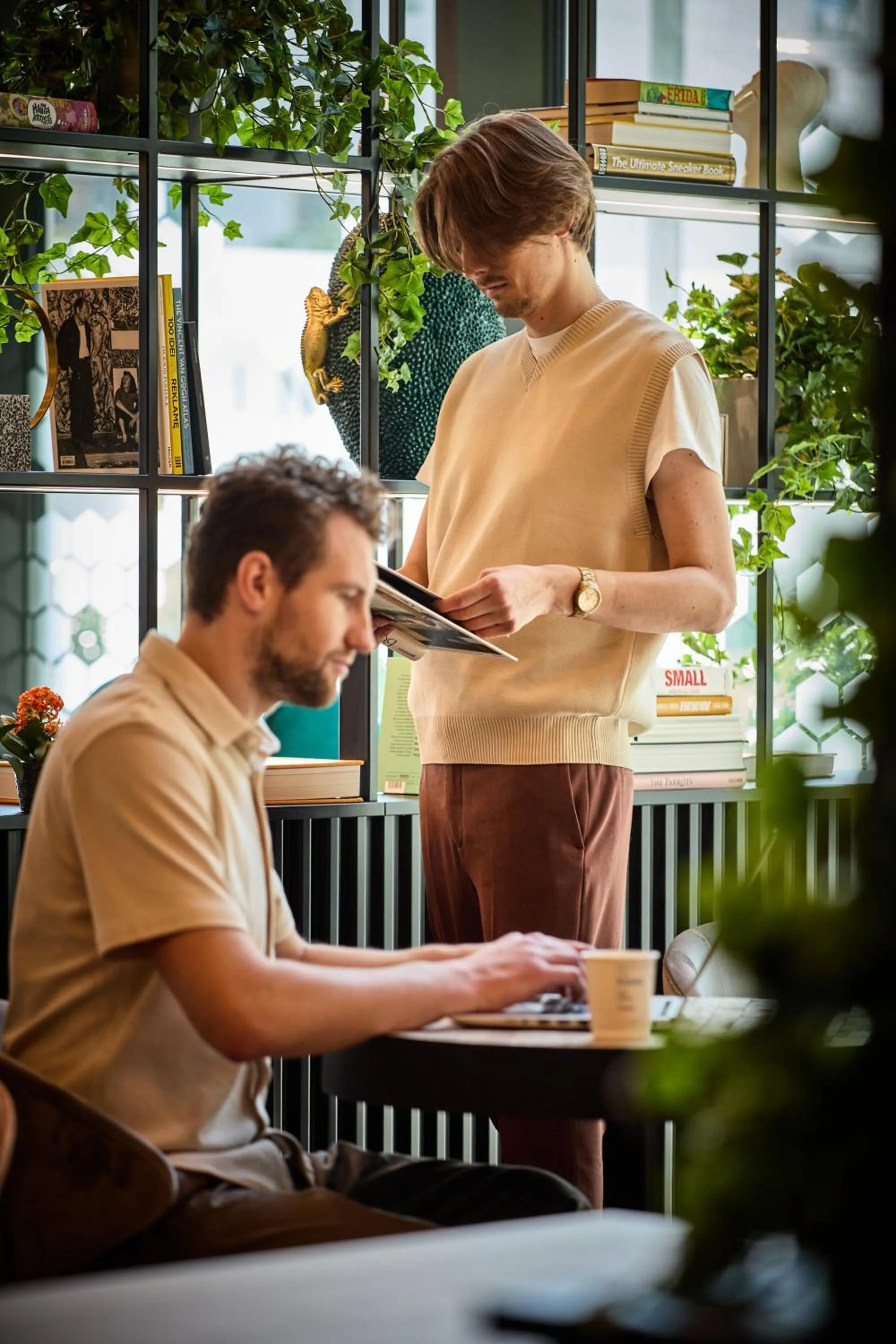 Lobby or reception in Holiday Inn Express - Warsaw - The HUB by IHG