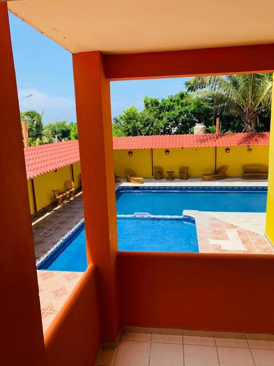 Hotel Sociedad y Maristas