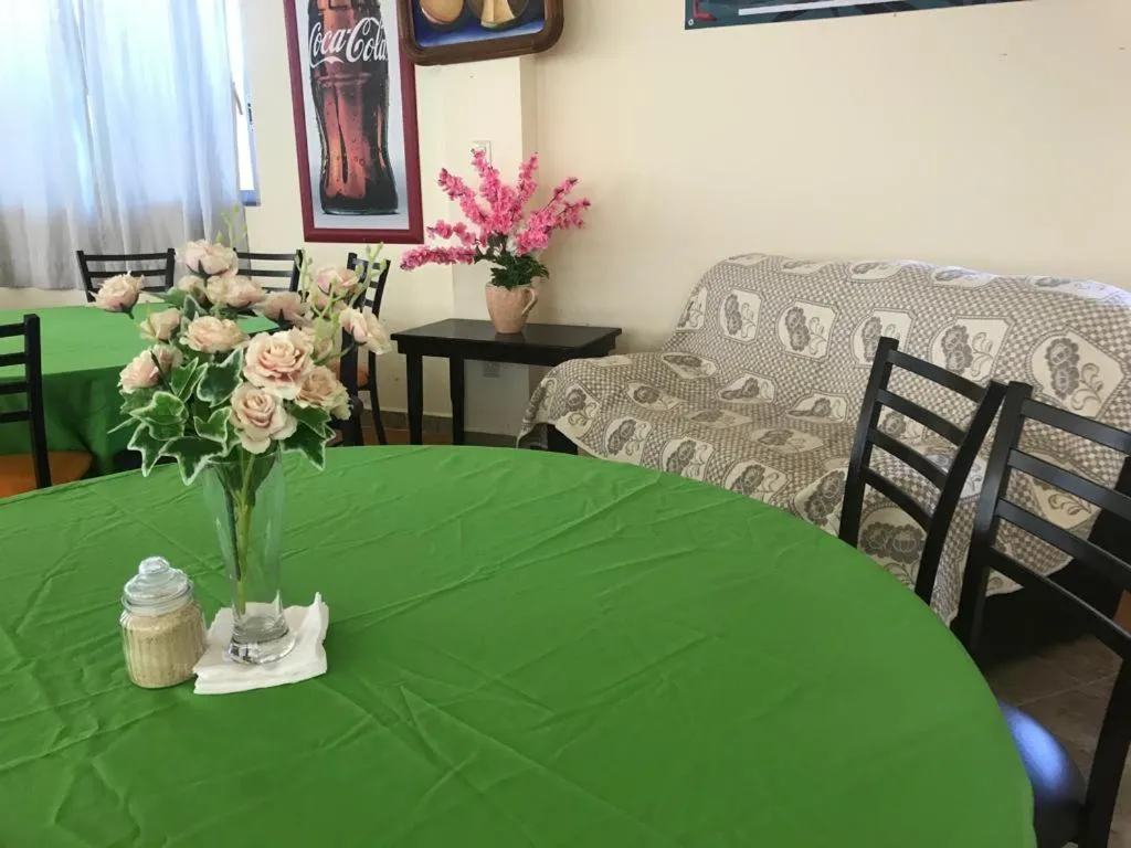 Hotel Sociedad y Maristas
