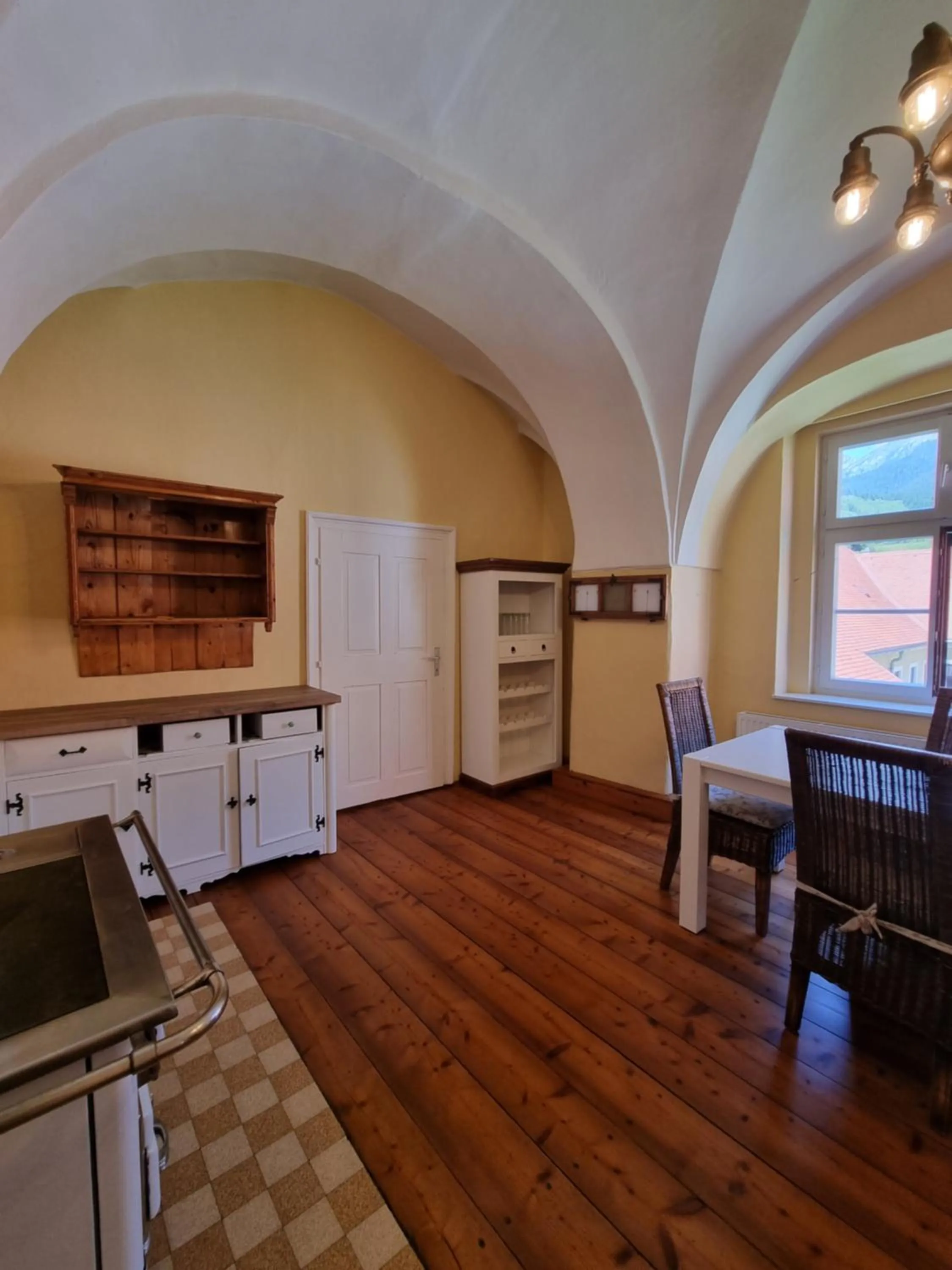 Kitchen or kitchenette in Hotel im Stift Neuberg