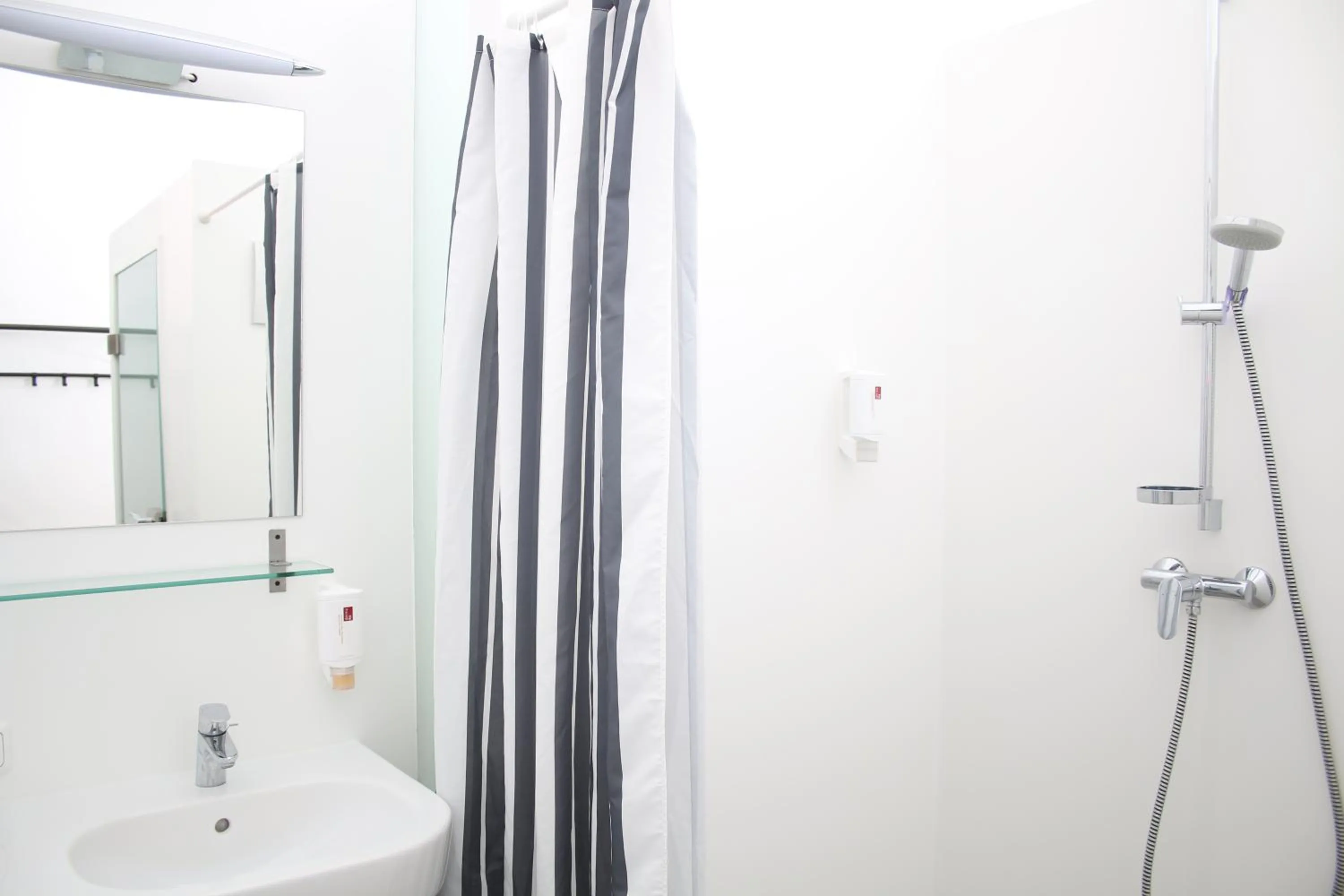 Bathroom in Hotel im Stift Neuberg