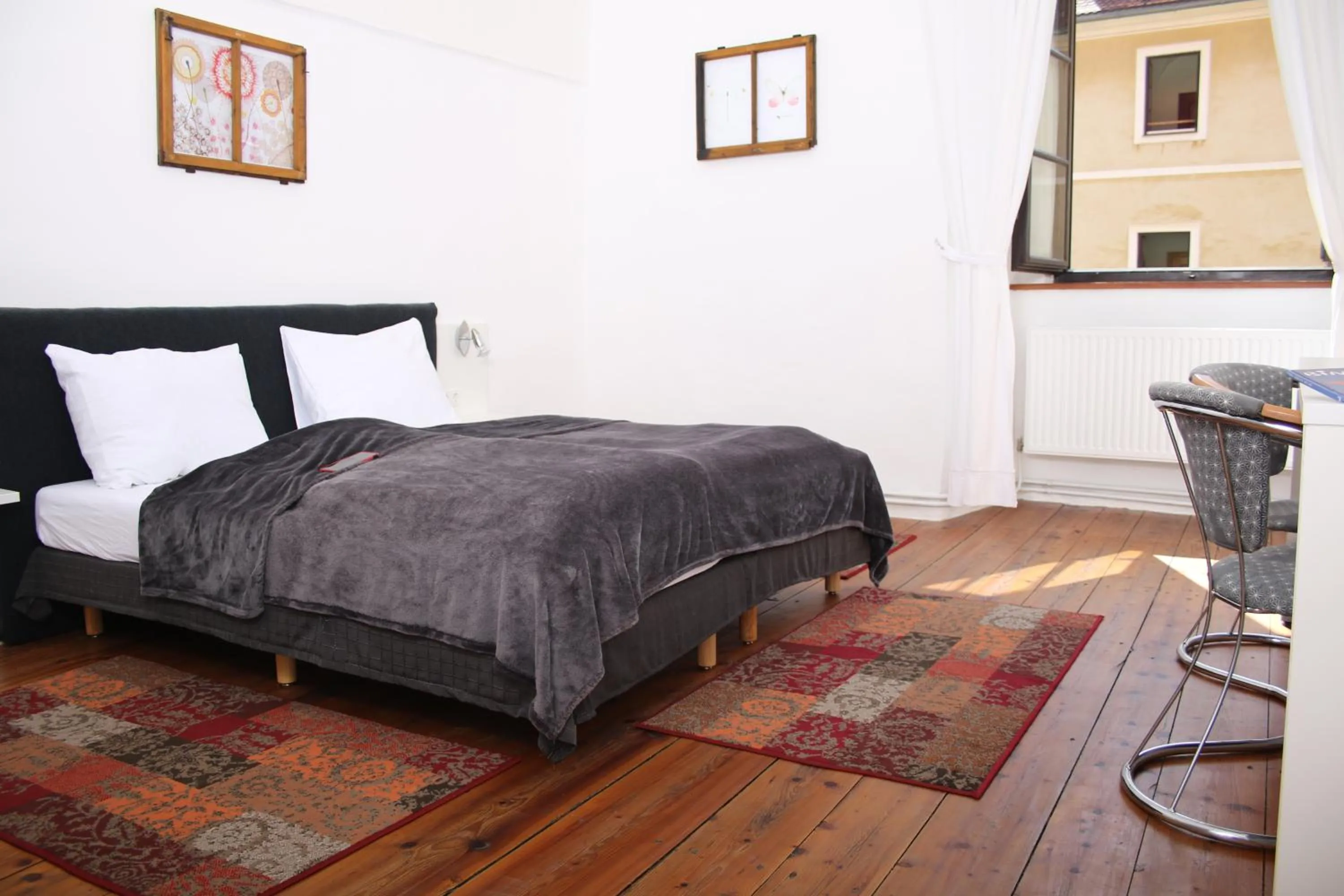 Bedroom, Bed in Hotel im Stift Neuberg