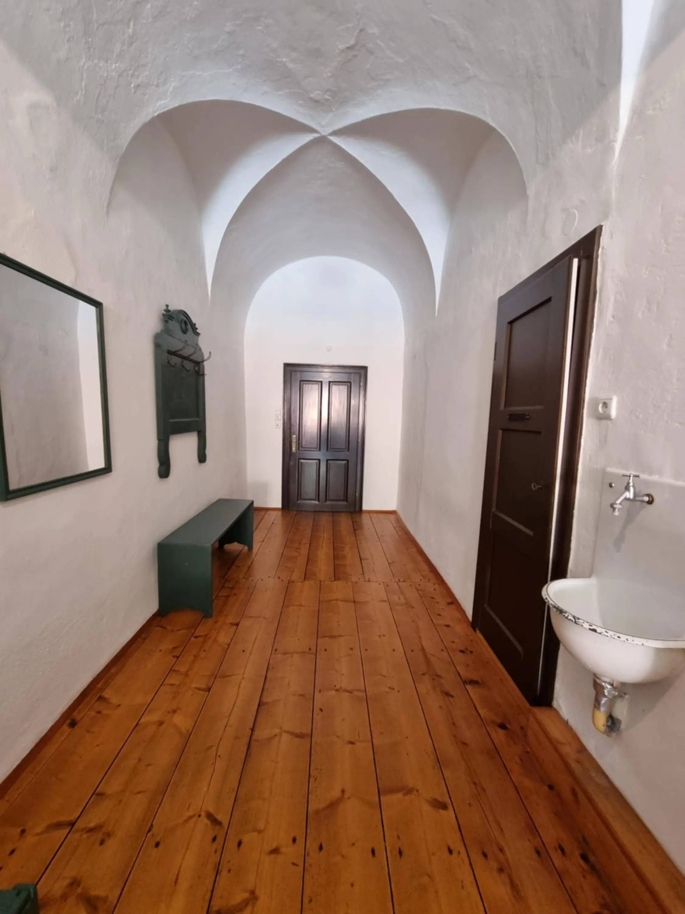 Facade/entrance in Hotel im Stift Neuberg