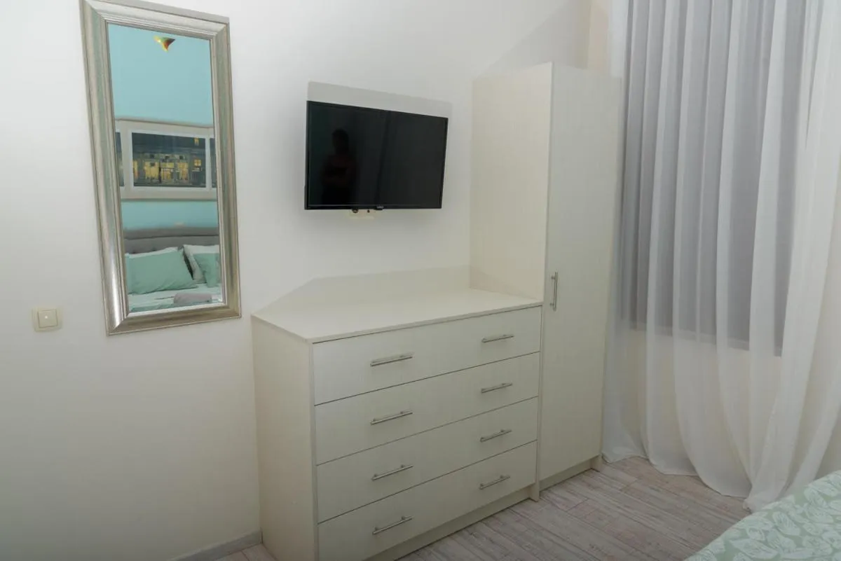 TV and multimedia, Bed in Theasis Athens