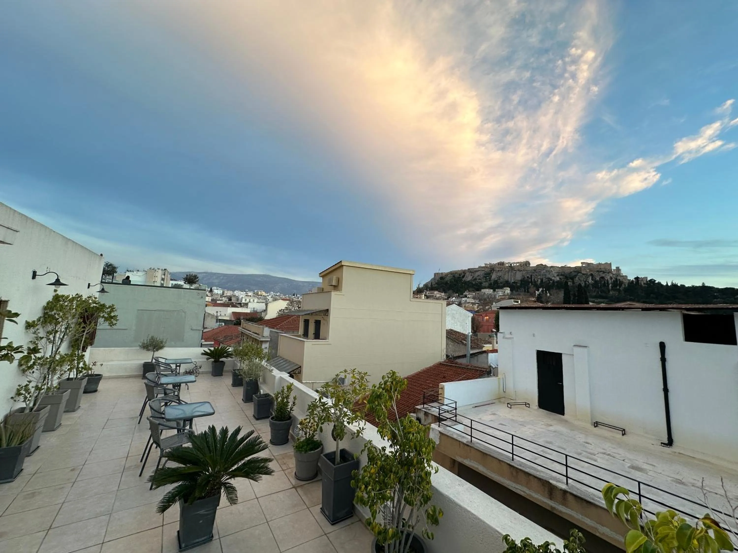 Property building in Theasis Athens