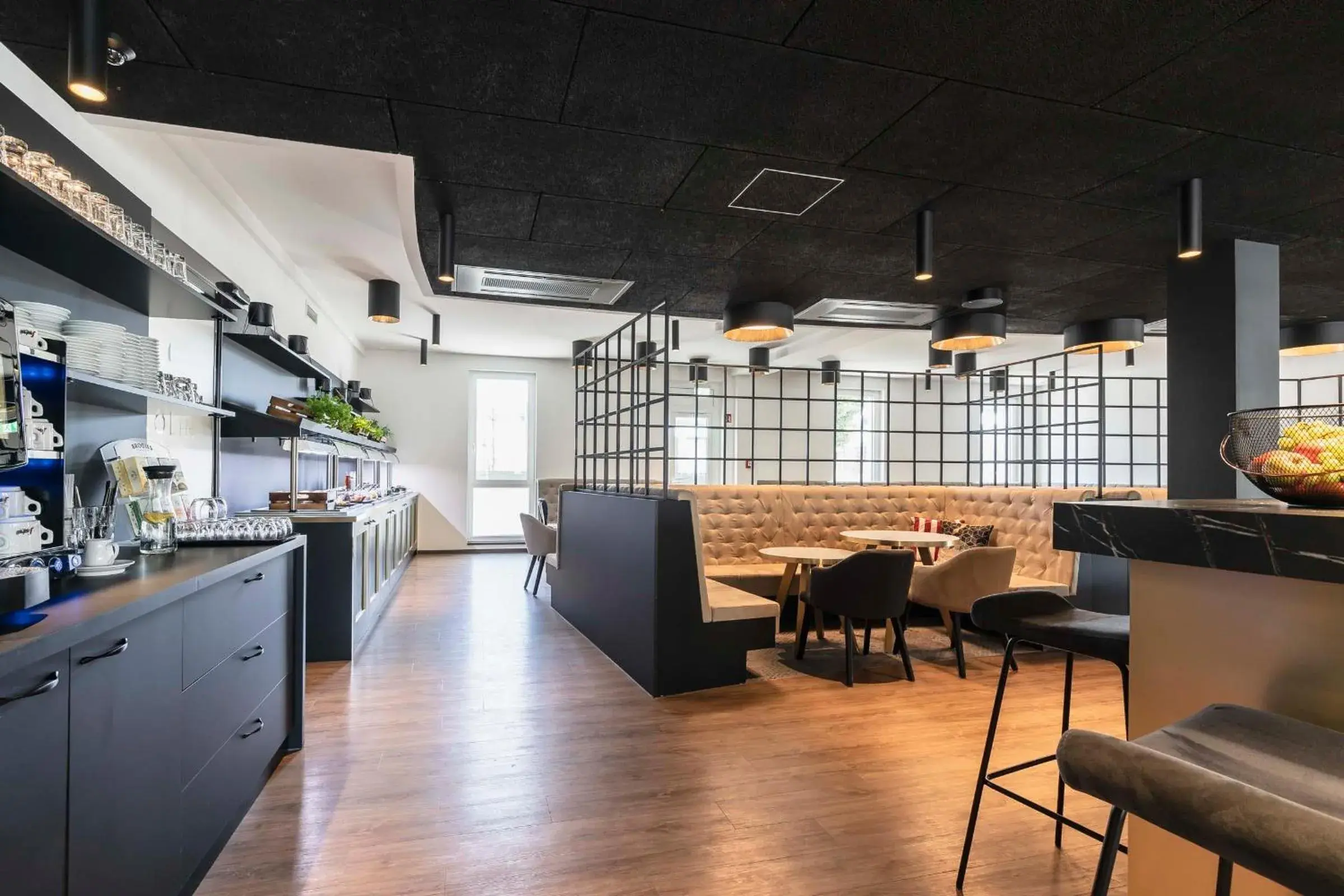 Restaurant/places to eat in Abasto Hotel München Feldmoching Restaurant/places to eat in Abasto Hotel München Feldmoching