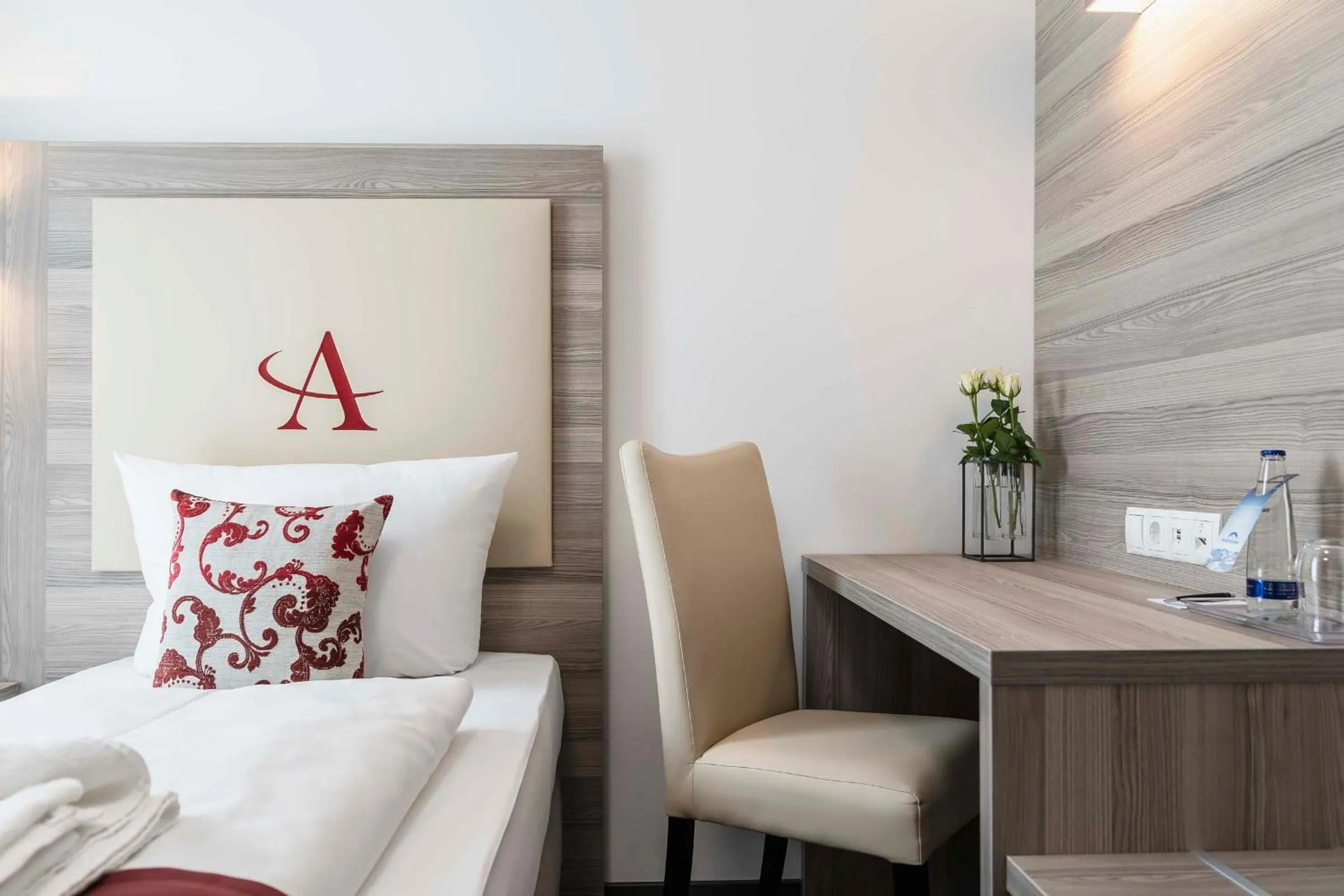 Photo of the whole room, Bed in Abasto Hotel München Feldmoching