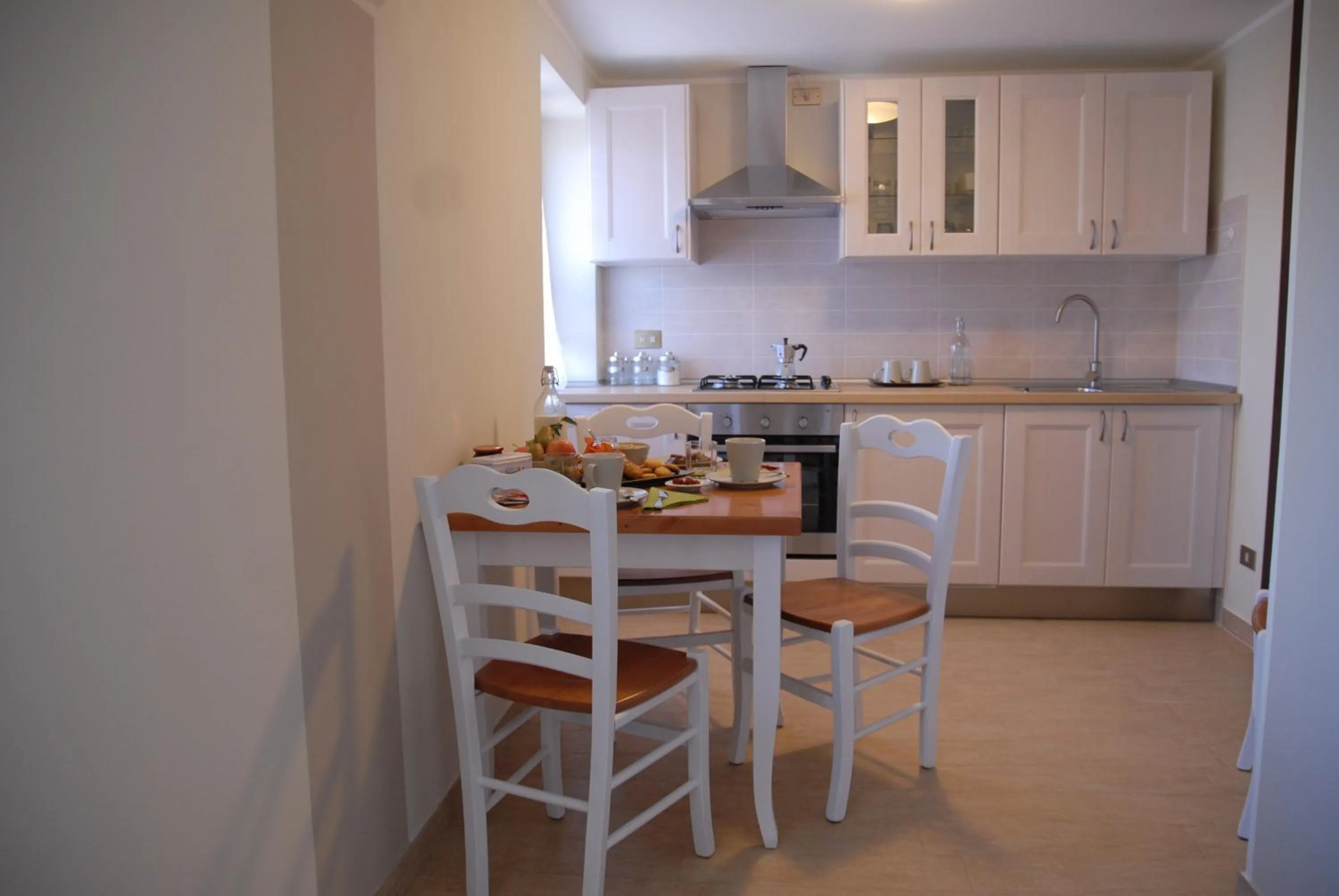 Kitchen or kitchenette in Bed & Breakfast Castello Regina