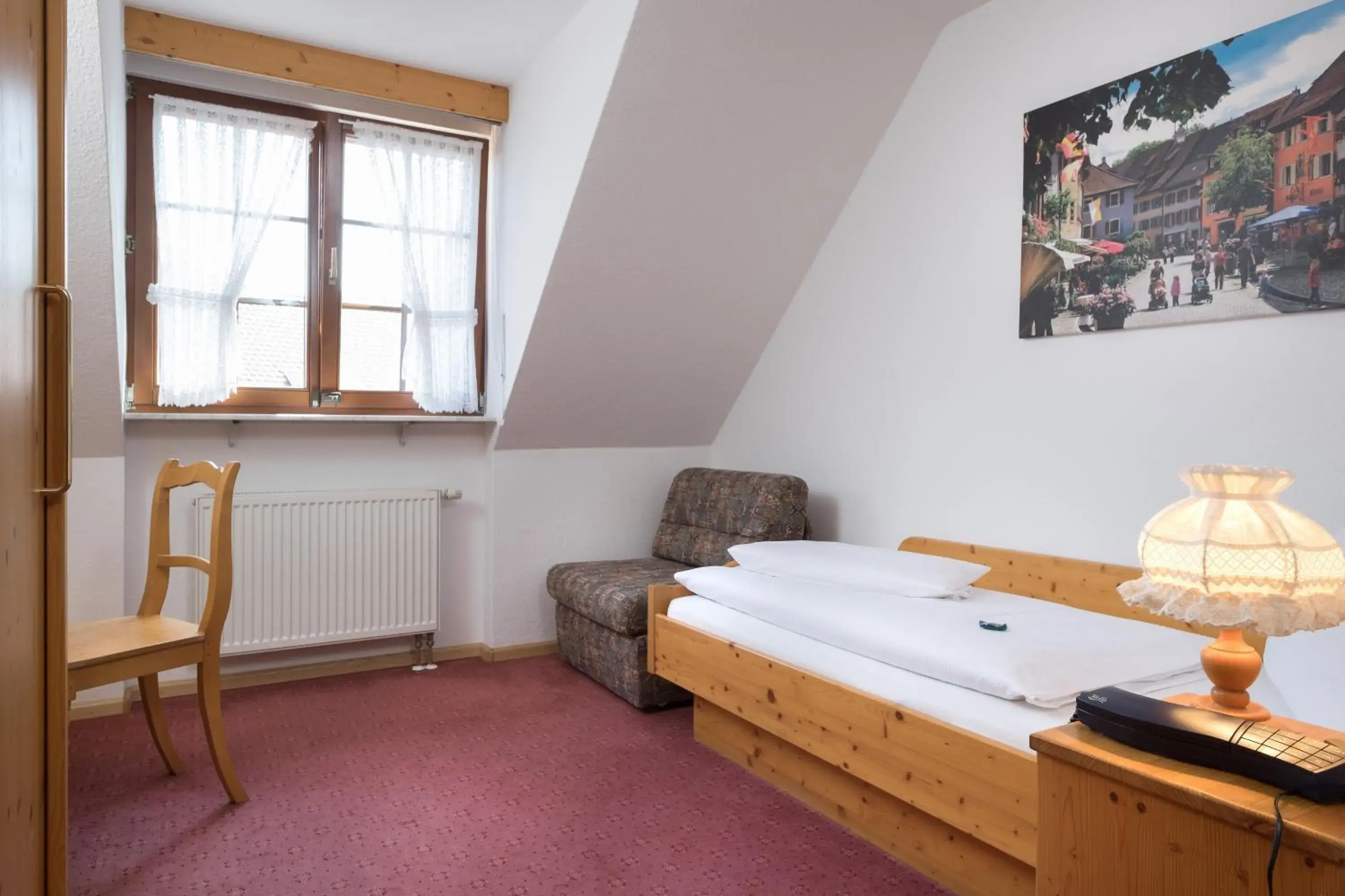 Economy Single Room in Hotel der Löwen in Staufen Economy Single Room in Hotel der Löwen in Staufen