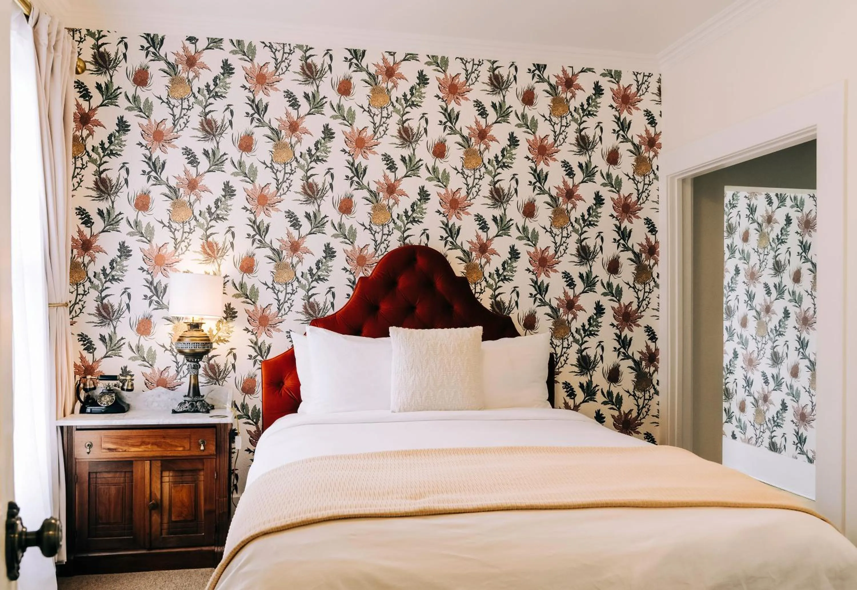 Bedroom, Bed in National Exchange Hotel