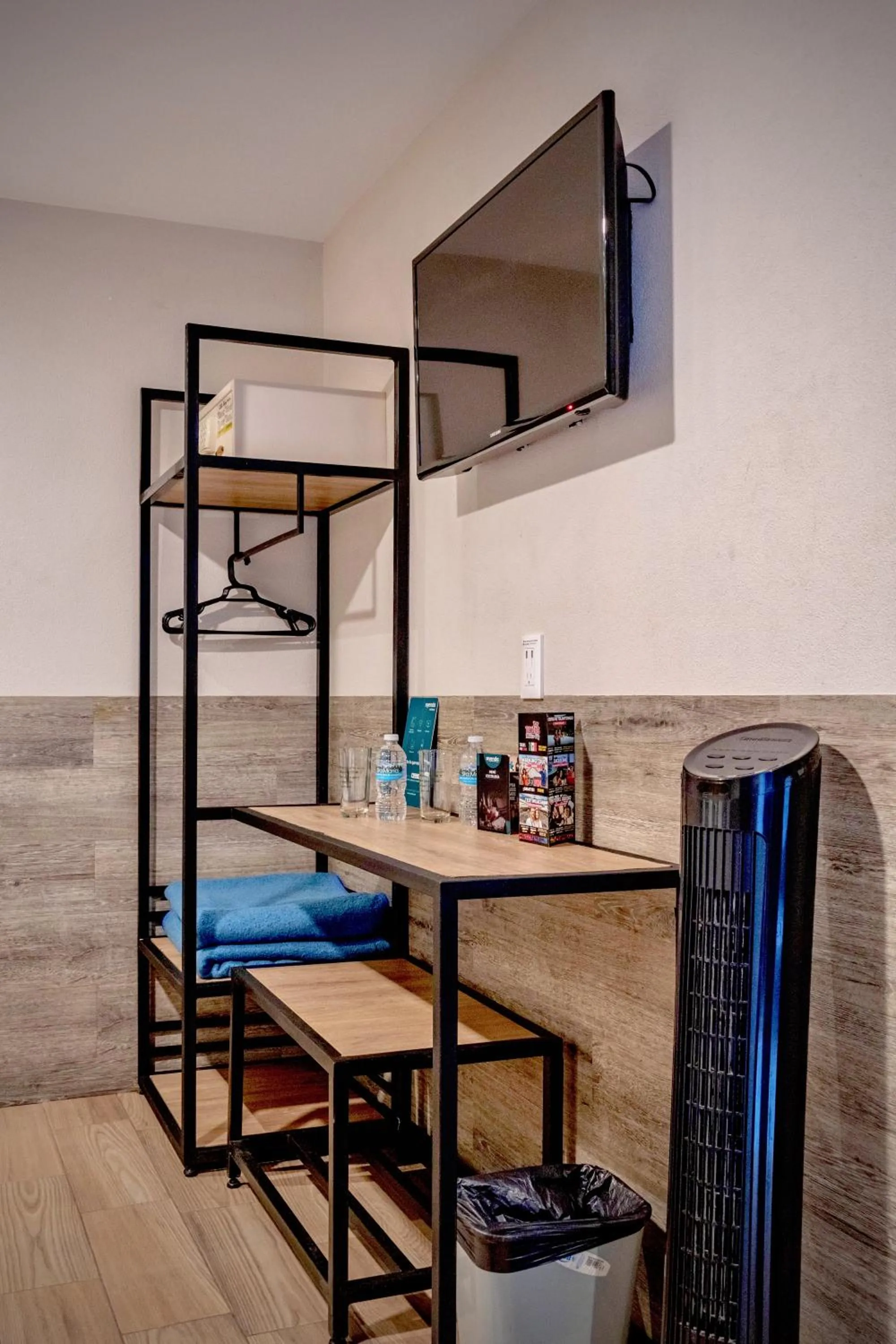 Bed in Continental Mexicano