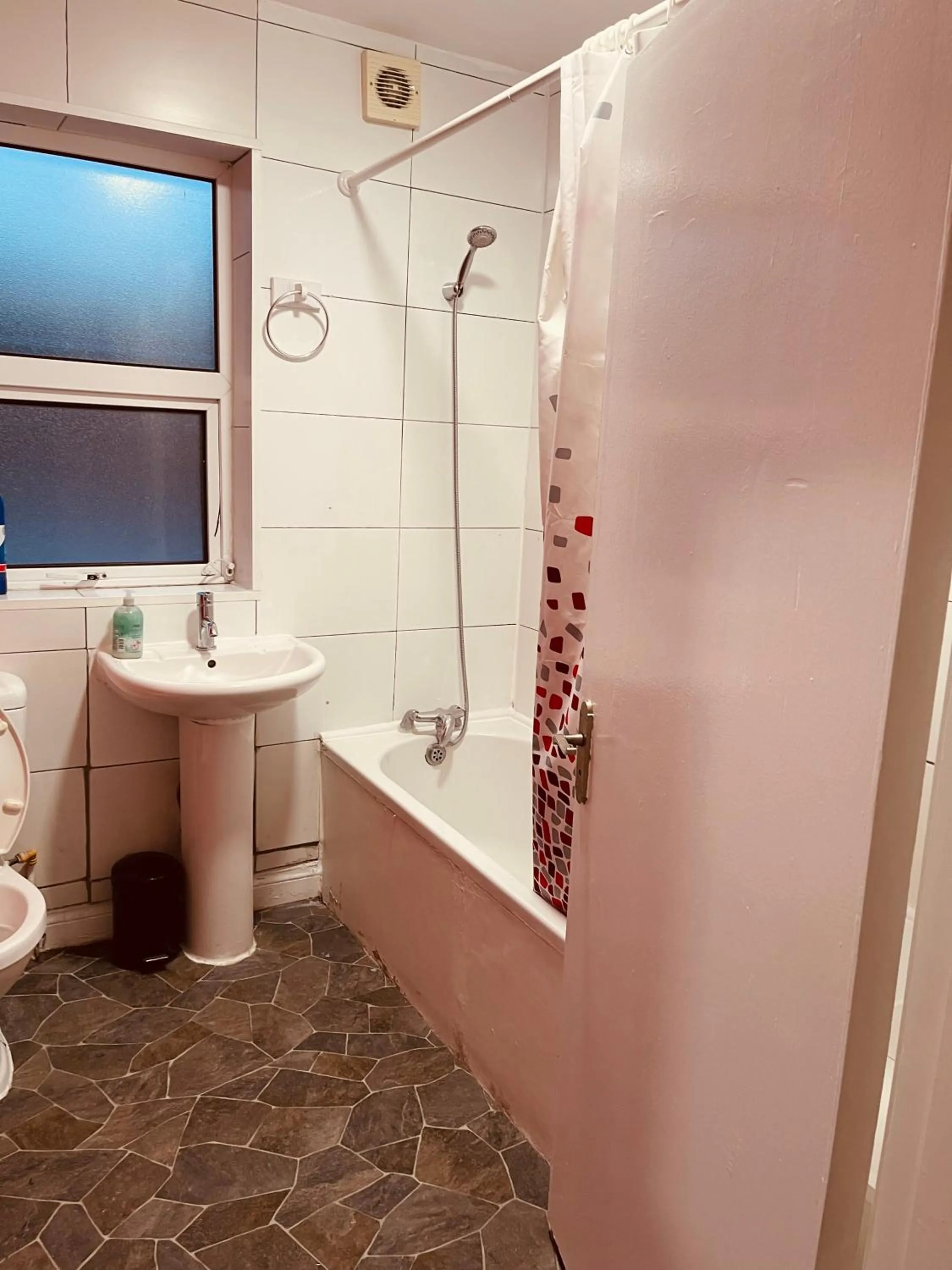 03 Bedroom Apartment-Self Check in