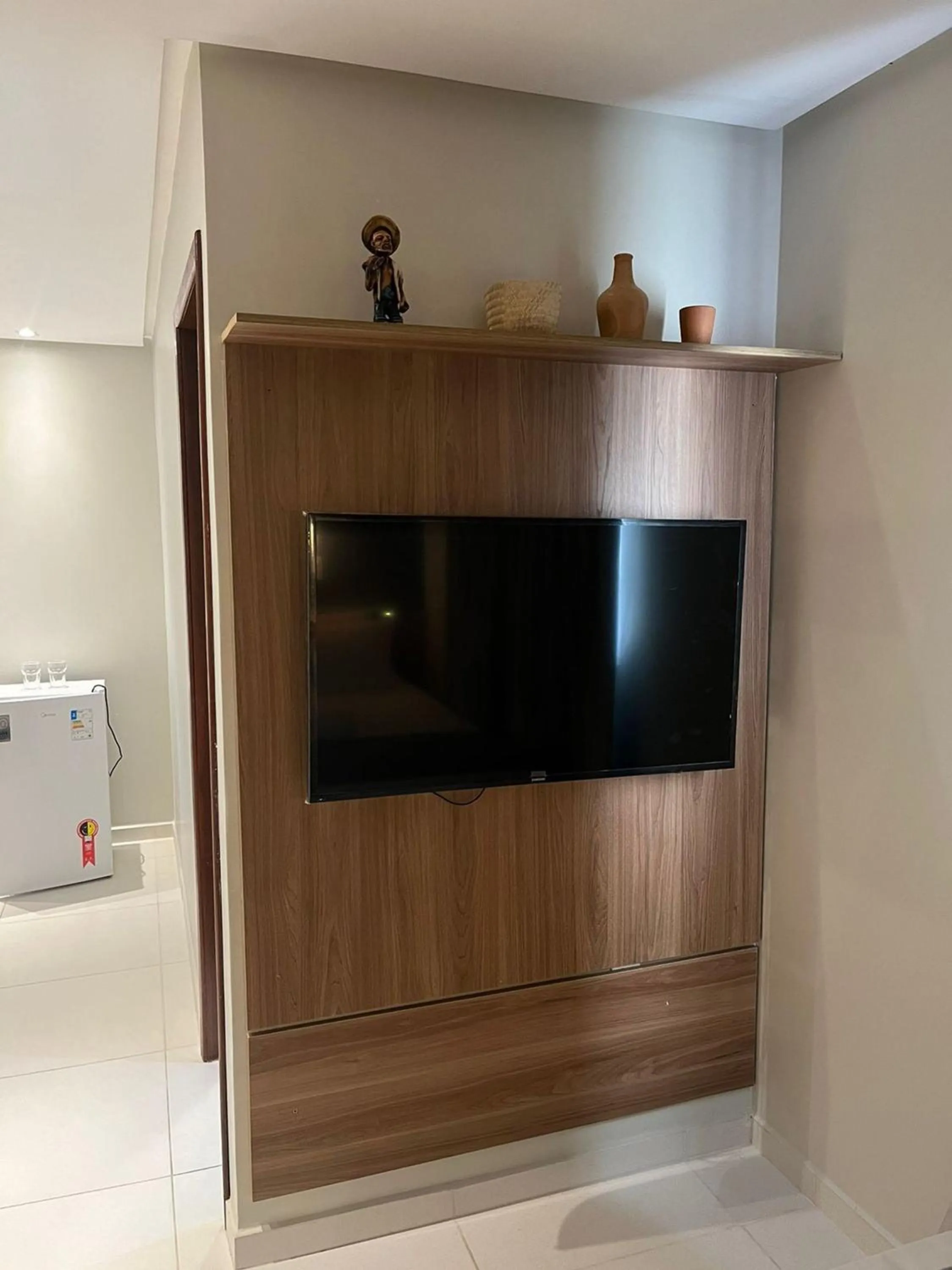 TV and multimedia in Pousada Maré do Francês