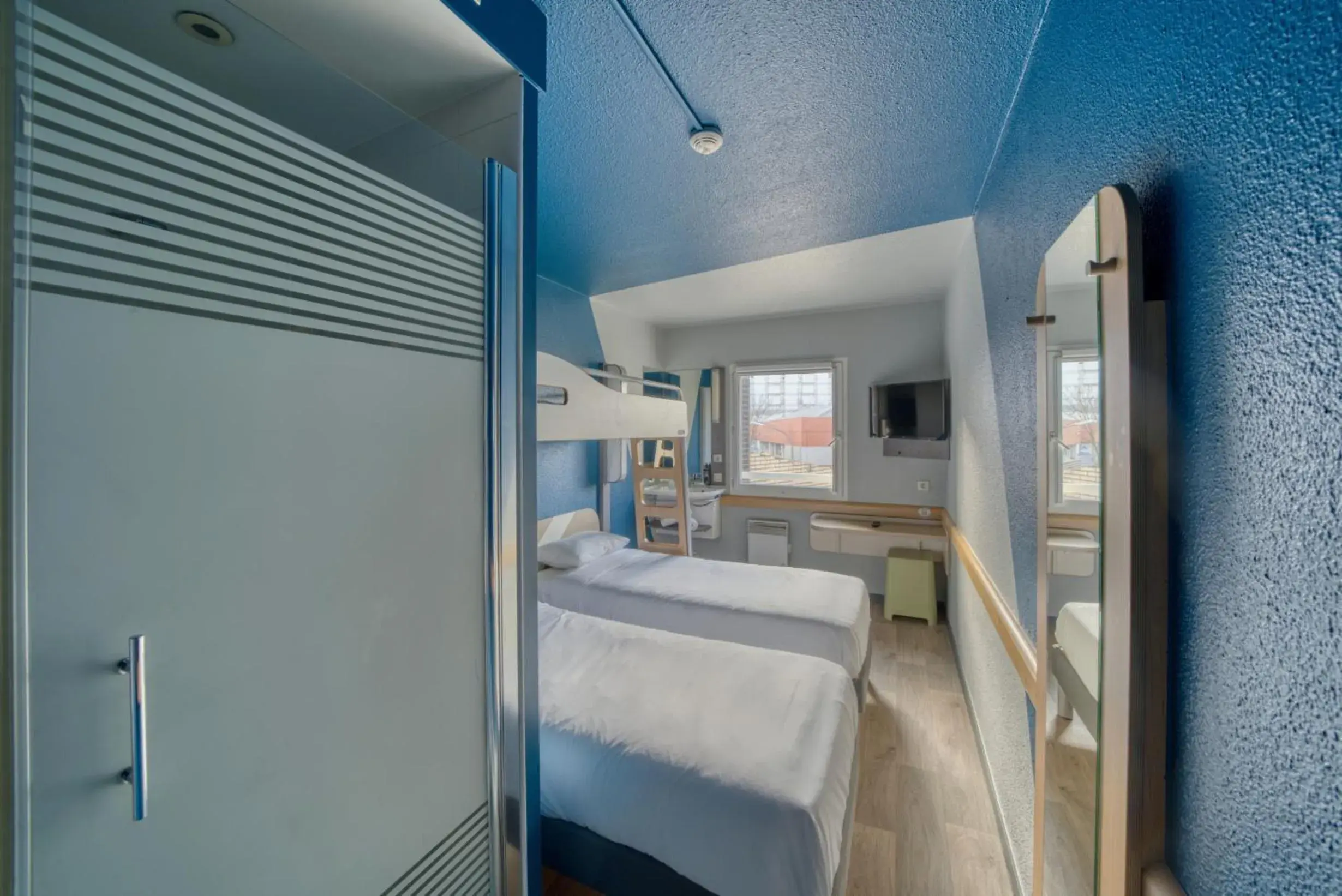 Standard Twin Room in ibis Budget Gennevilliers Asnières - Rénové en 2025 Standard Twin Room in ibis Budget Gennevilliers Asnières - Rénové en 2025