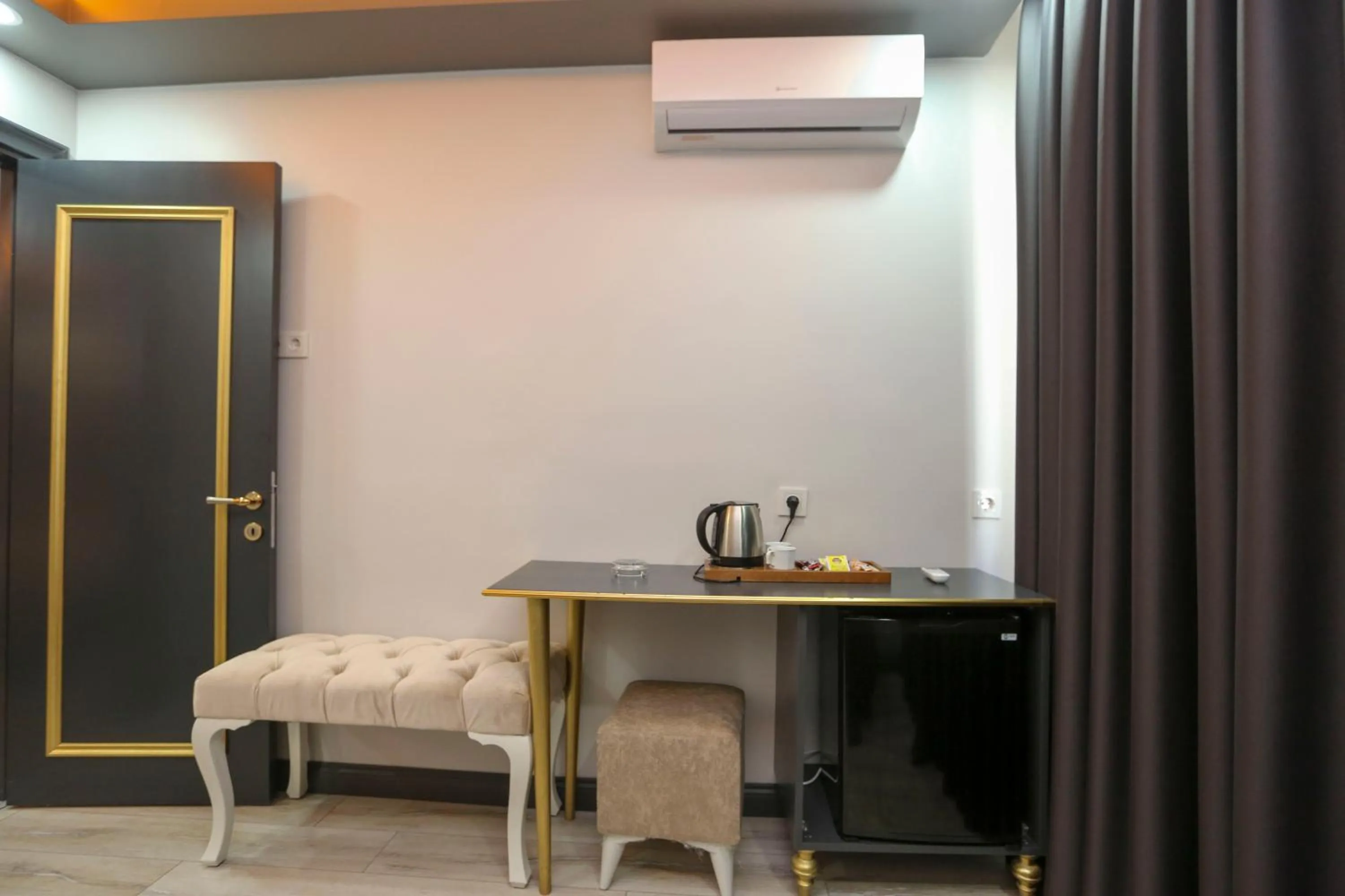 DNZ TAXIM FERİDİYE HoTEL