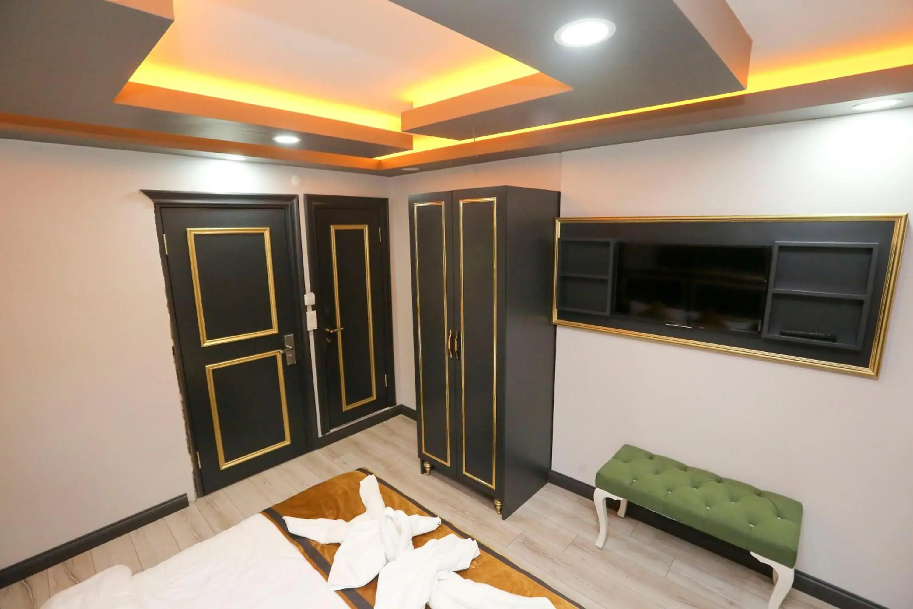 Photo of the whole room in DNZ TAXIM FERİDİYE HoTEL Photo of the whole room in DNZ TAXIM FERİDİYE HoTEL