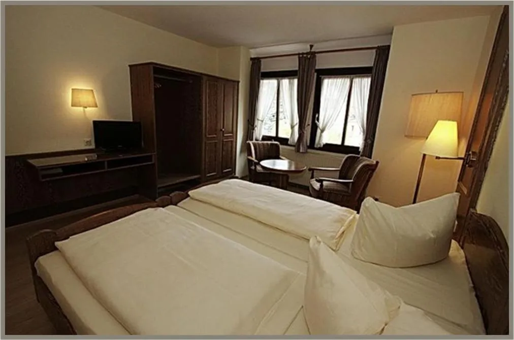 Bed in Hotel Baeren
