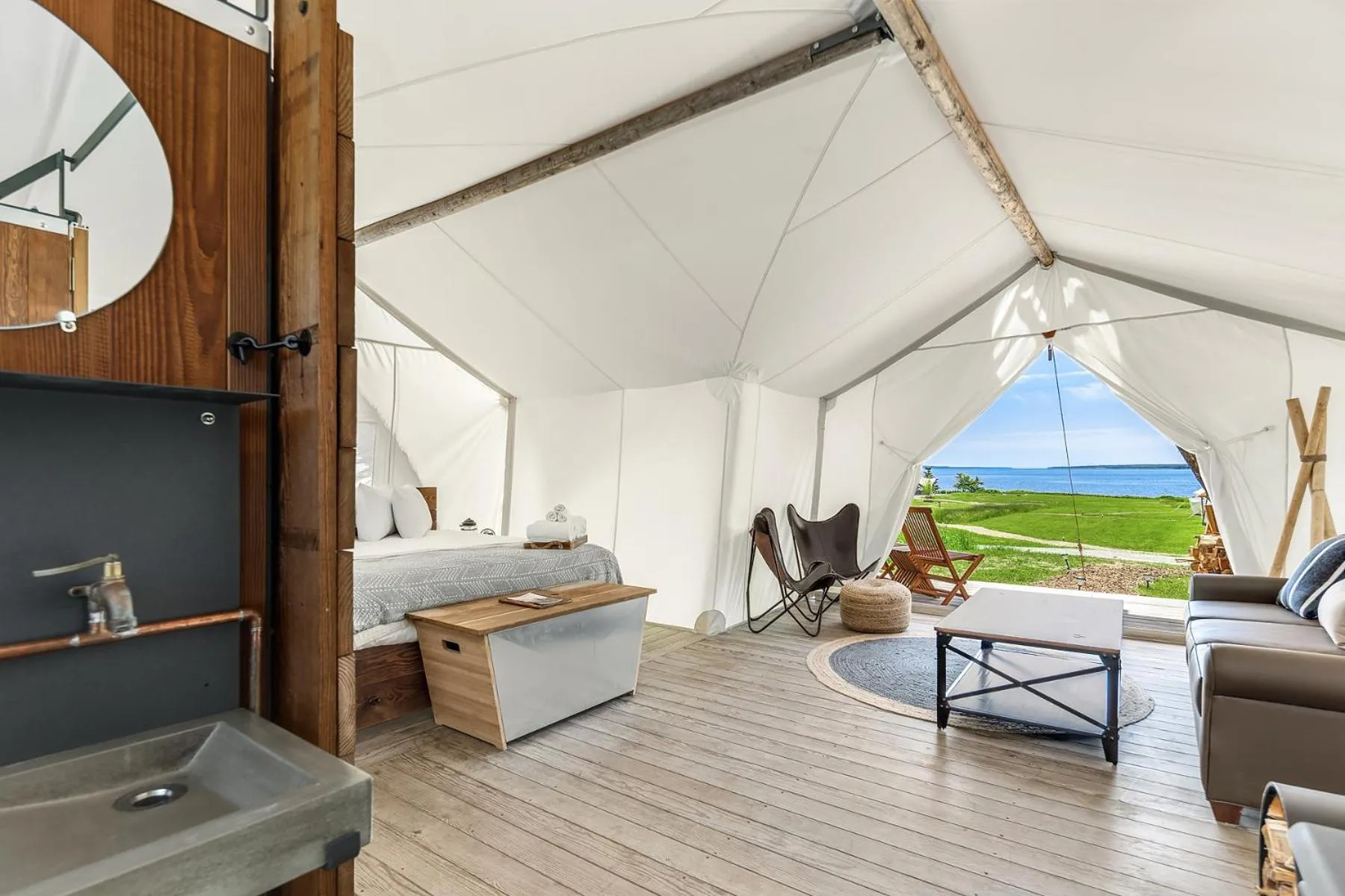 View (from property/room), Bed in Under Canvas Acadia