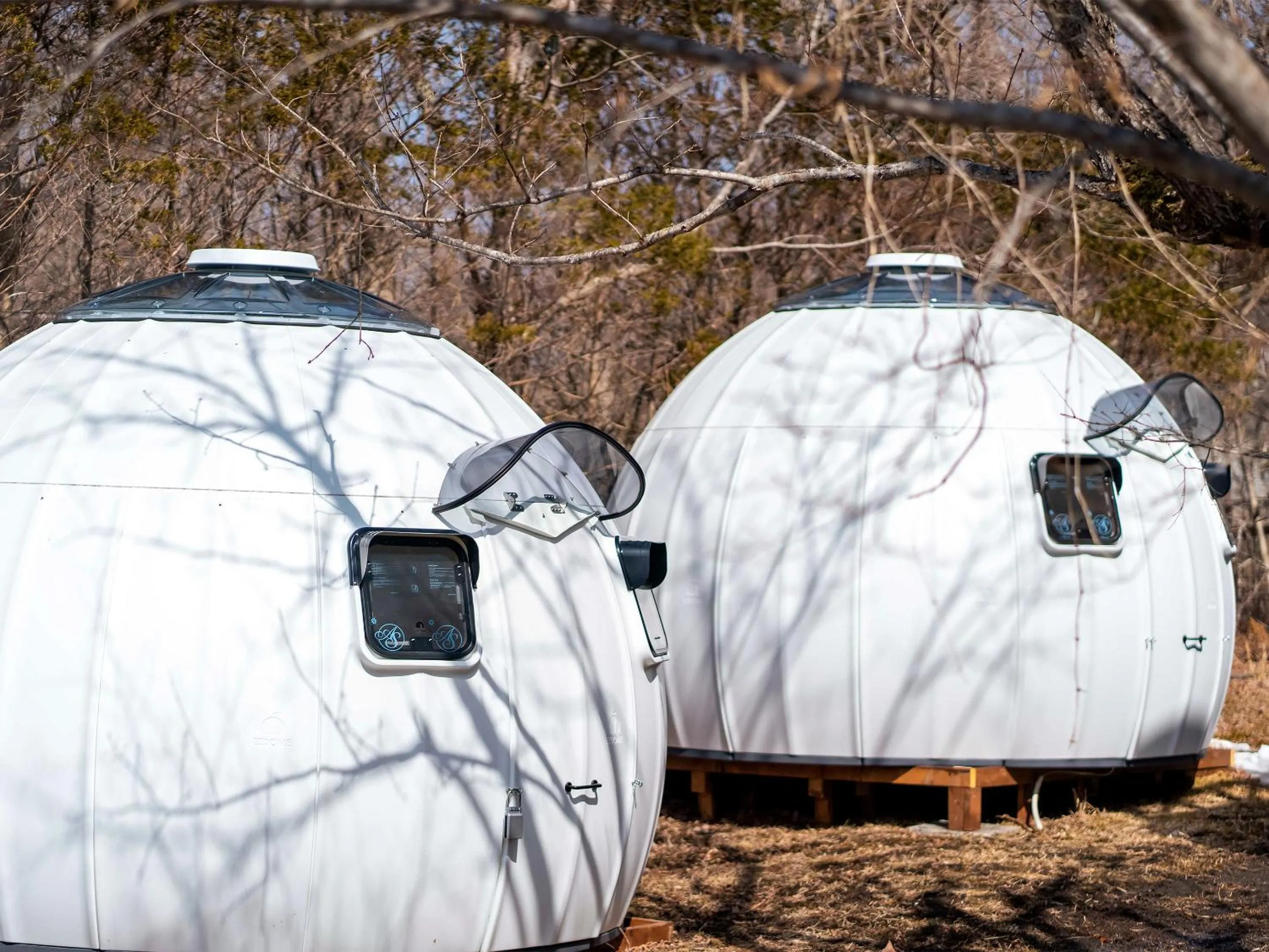 Area and facilities in MOON GLOW