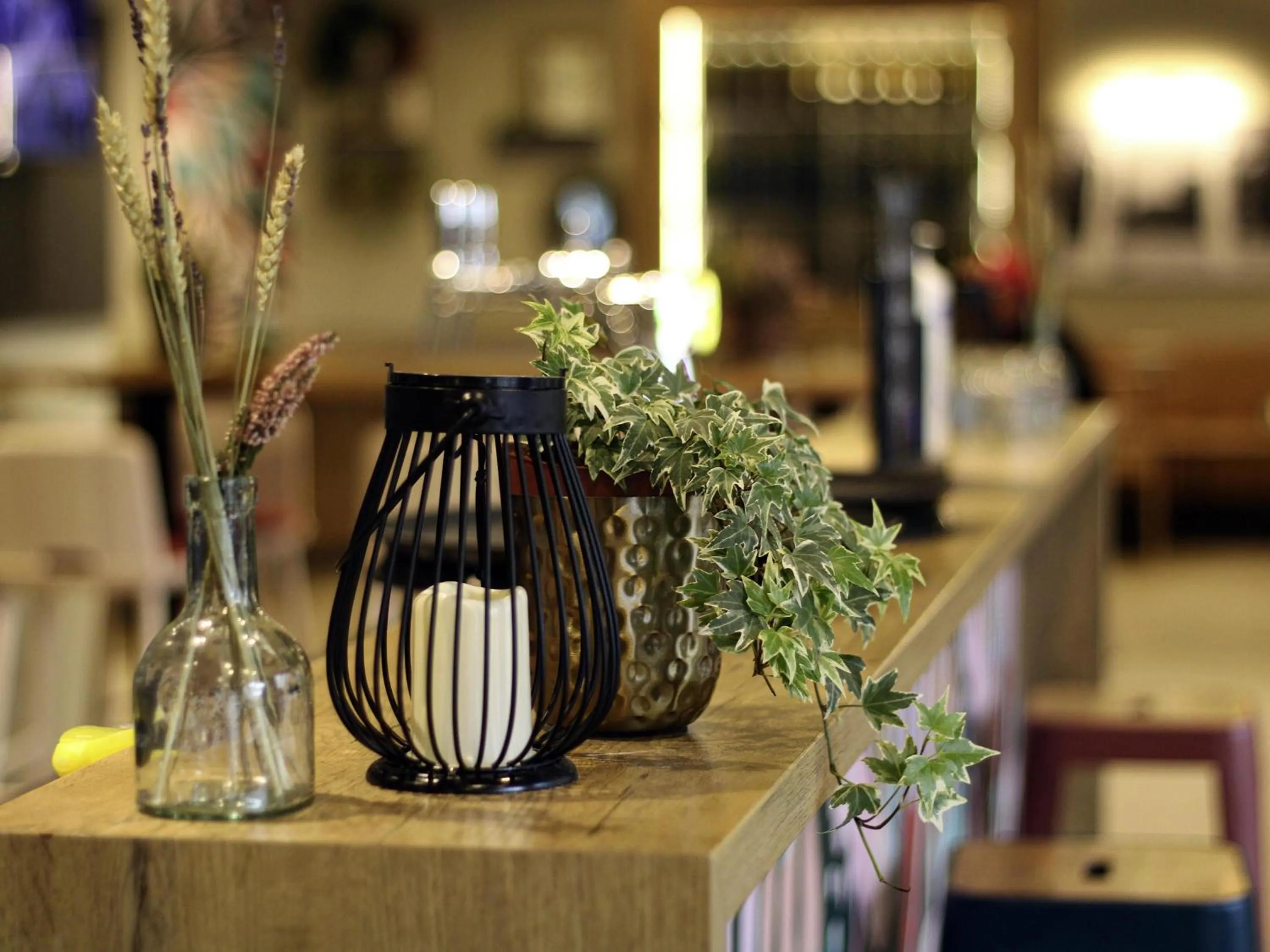 Lounge or bar in ibis Saint Gratien - Enghien-Les-Bains