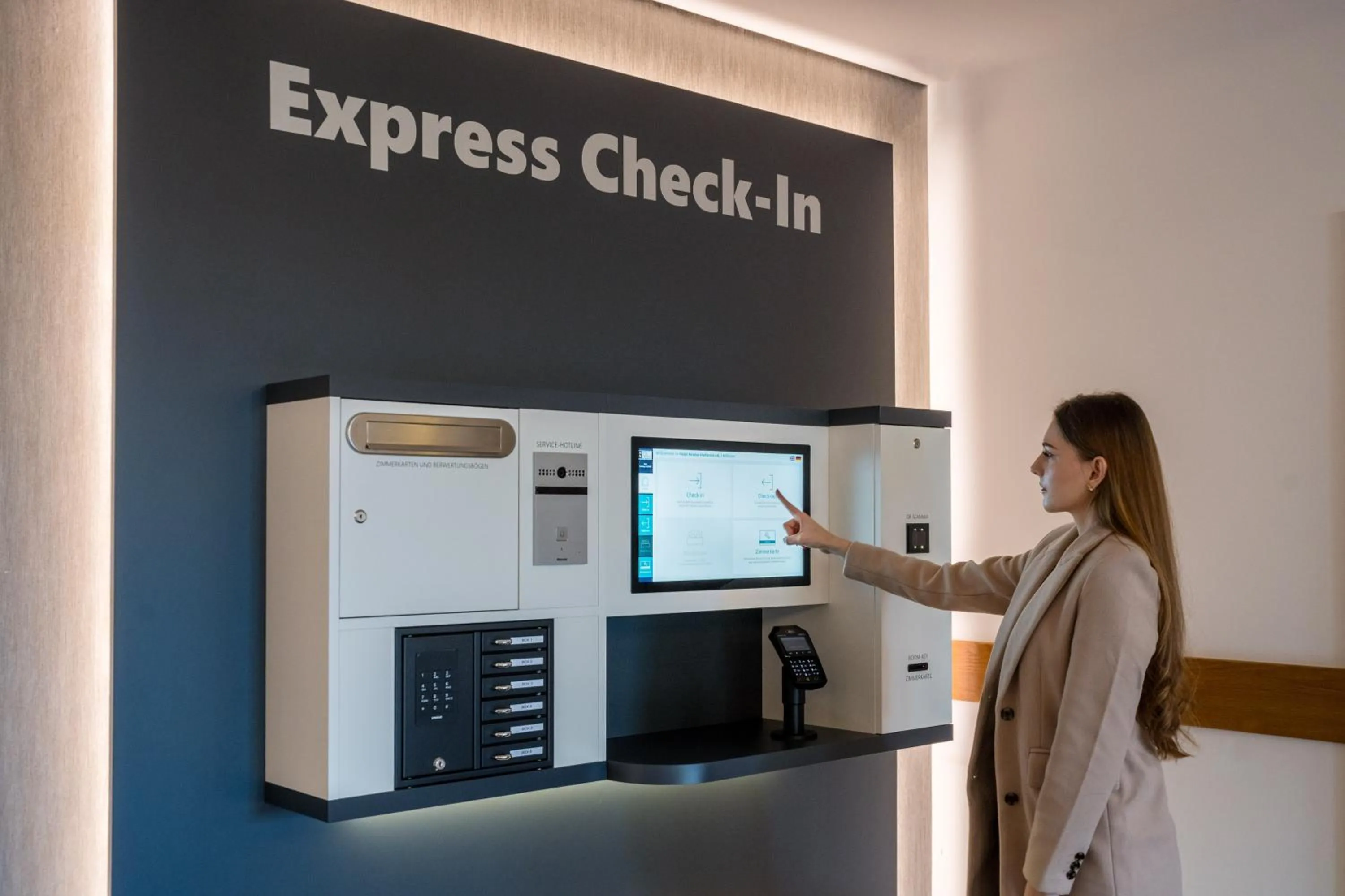 Lobby or reception in Hotel Newton Heilbronn