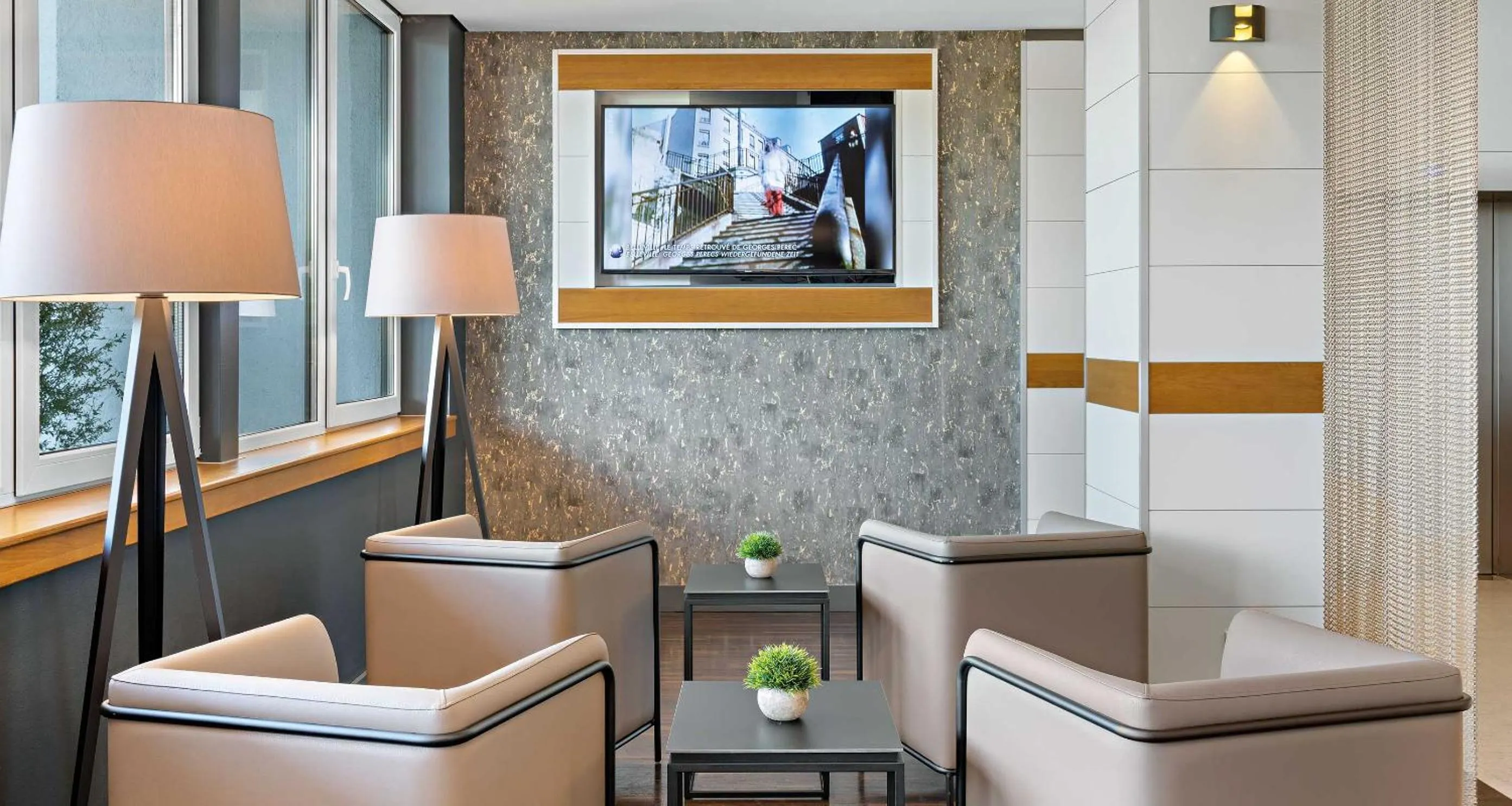 Lobby or reception in Hotel Newton Heilbronn