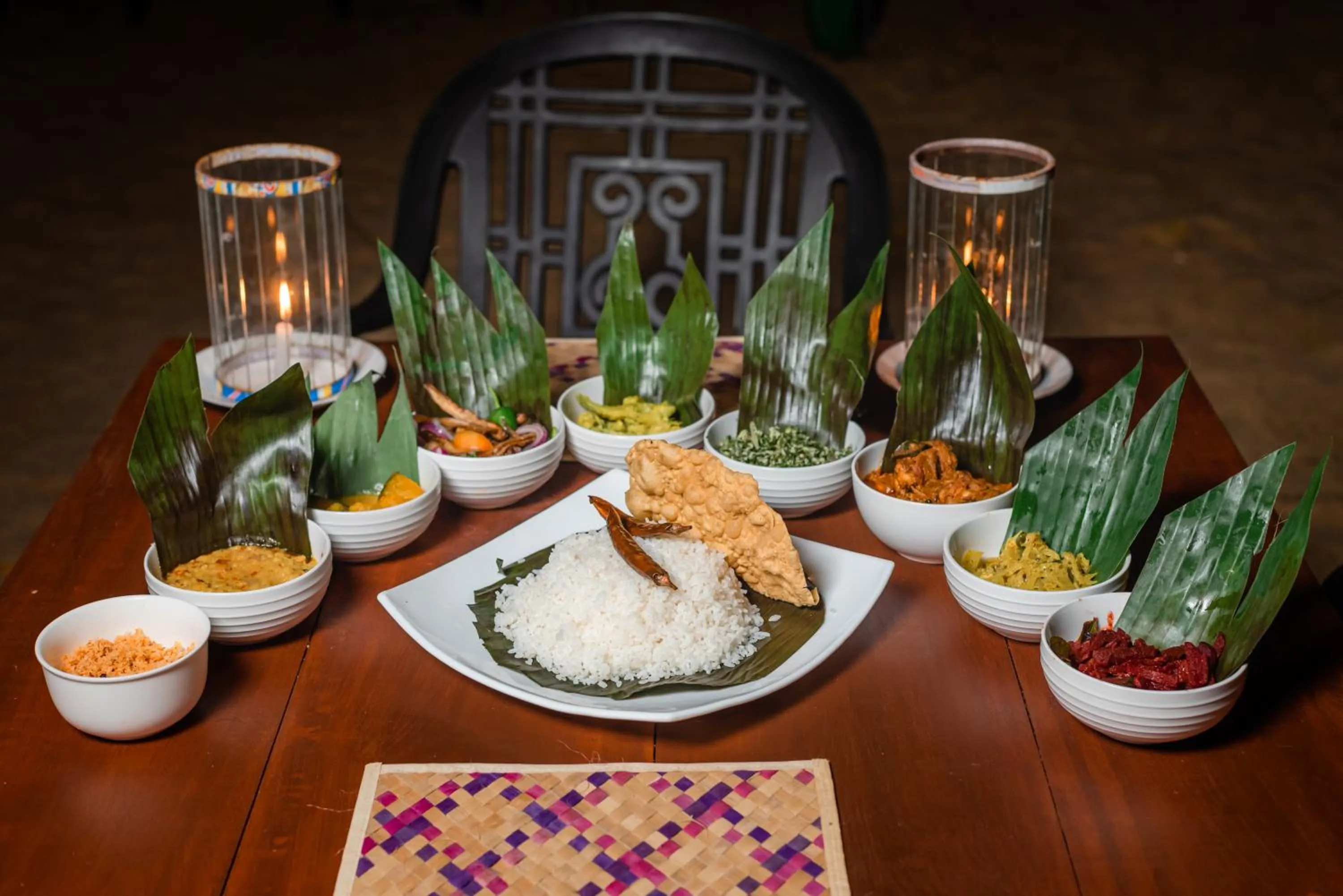 Food and drinks in Seaview Deepal villa