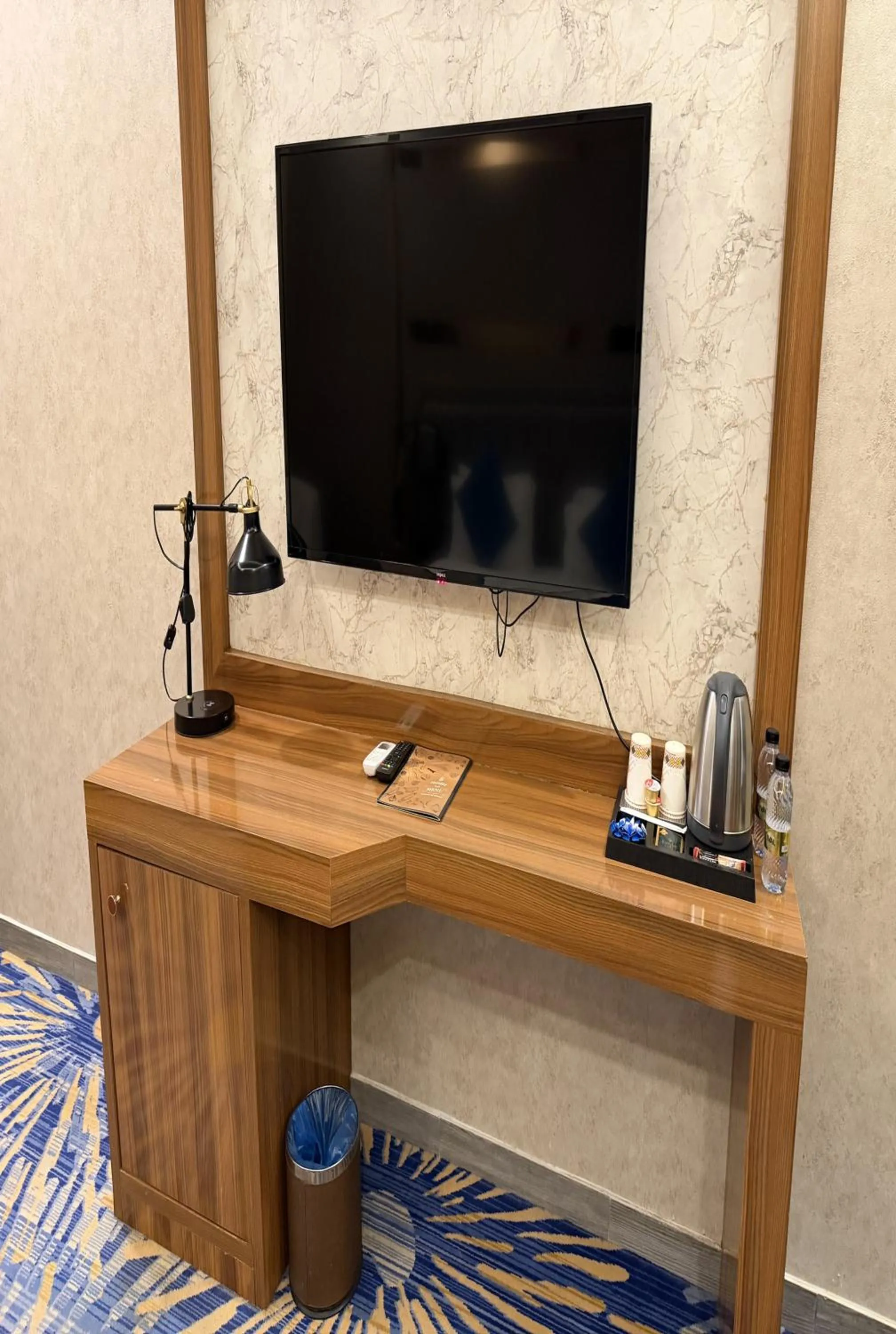 TV and multimedia in Sunday Grand Al Khobar Hotel Formerly Holiday Al Khaleej