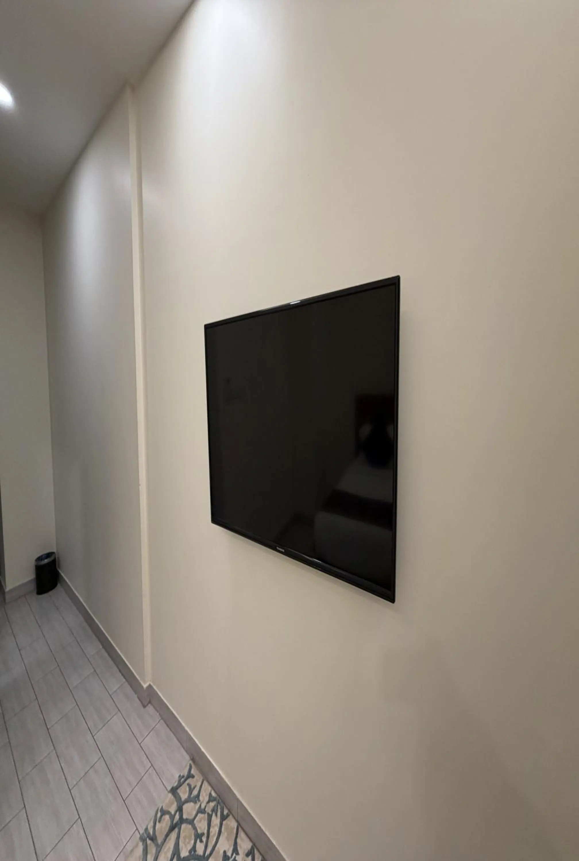 TV and multimedia in Sunday Grand Al Khobar Hotel Formerly Holiday Al Khaleej