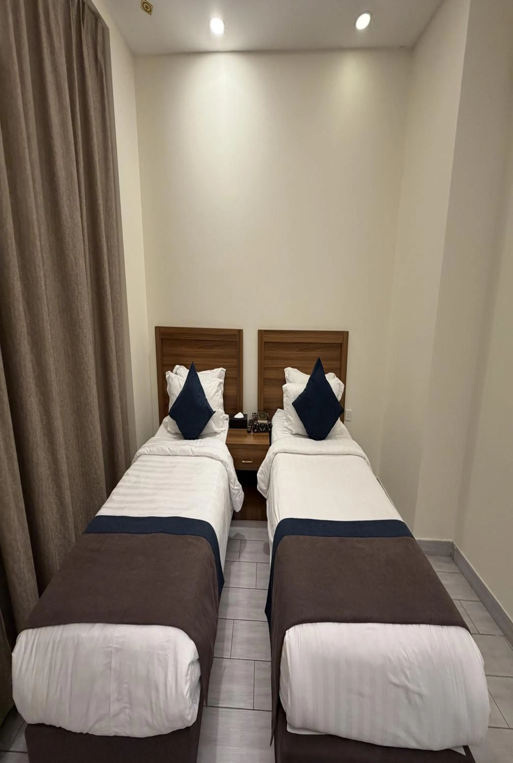 Photo of the whole room, Bed in Sunday Grand Al Khobar Hotel Formerly Holiday Al Khaleej