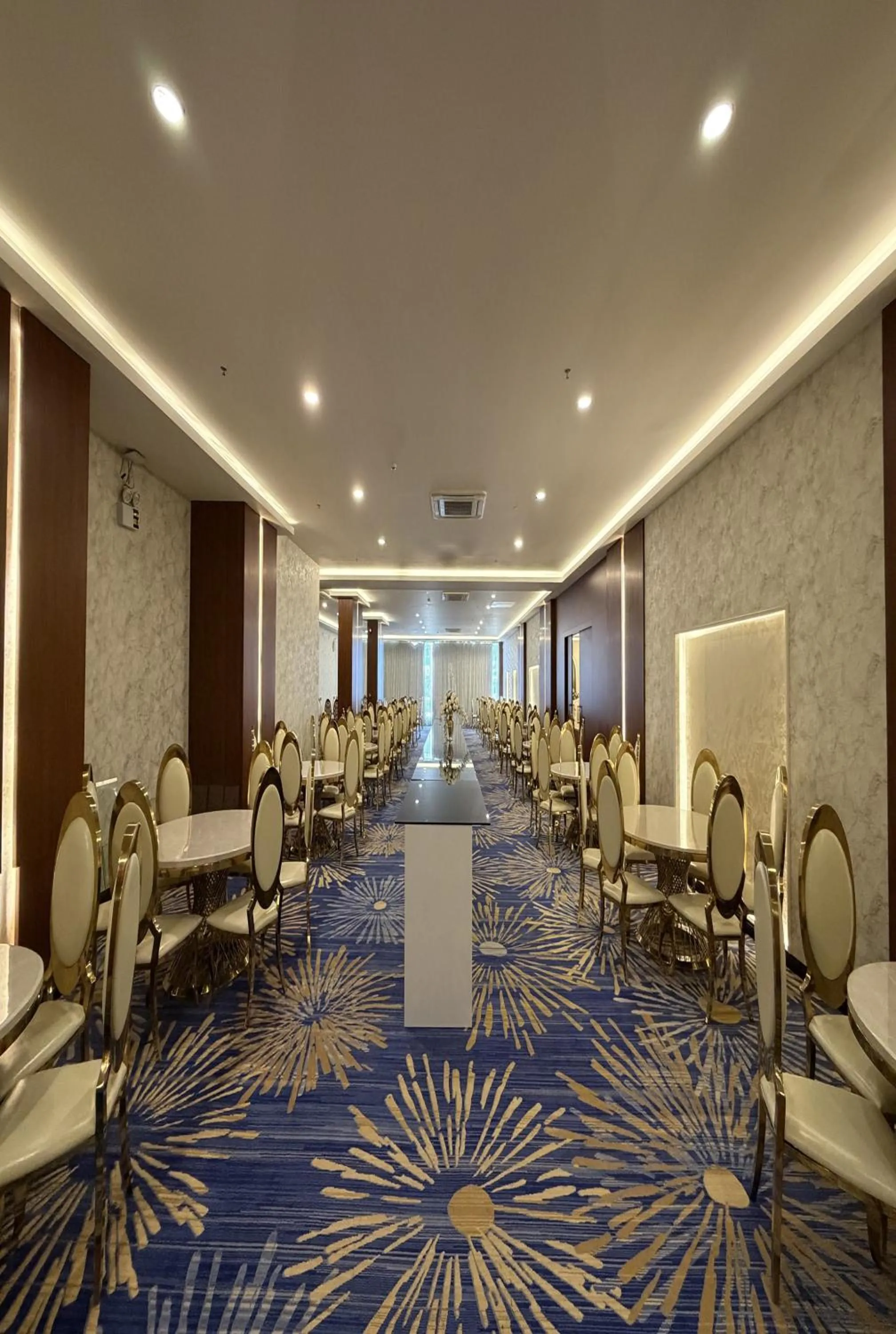 Seating area in Sunday Grand Al Khobar Hotel Formerly Holiday Al Khaleej