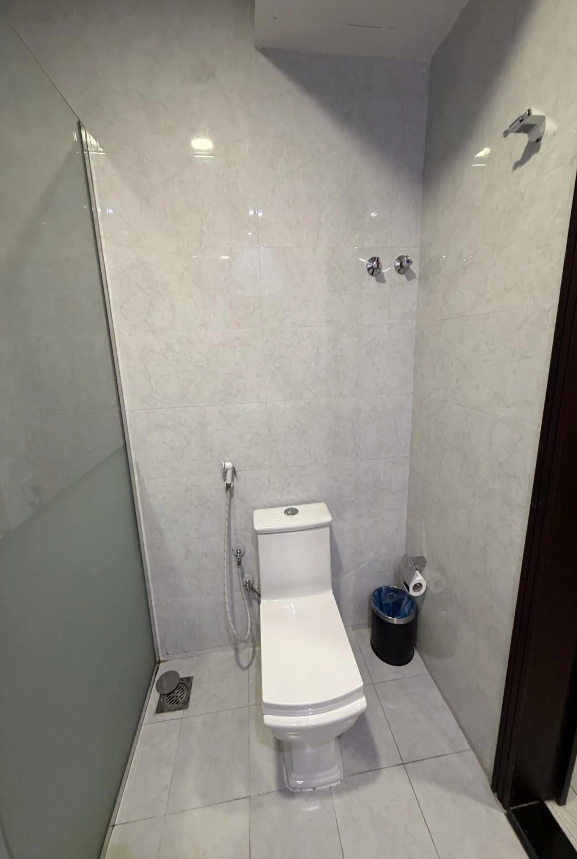 Toilet in Sunday Grand Al Khobar Hotel Formerly Holiday Al Khaleej