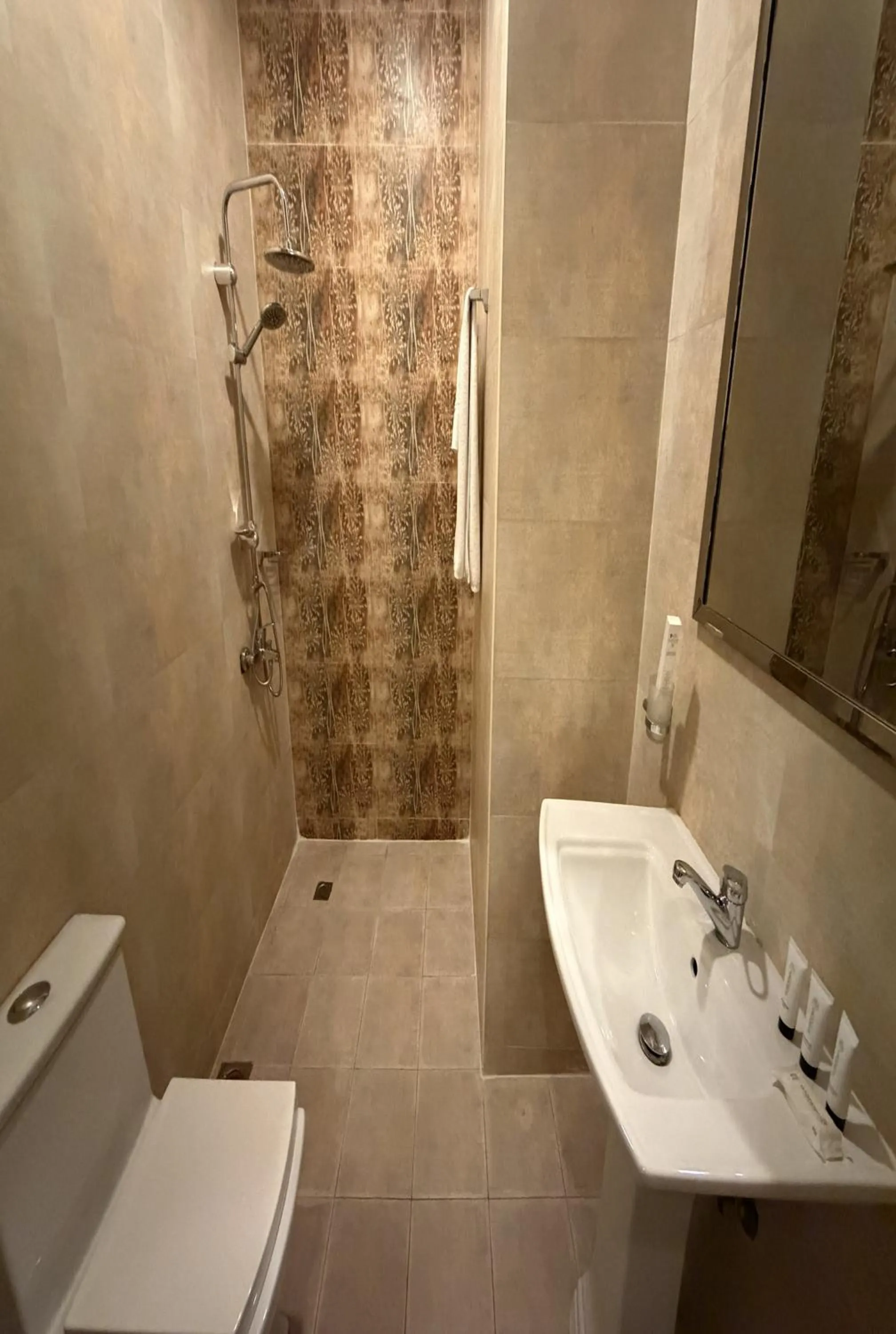 Toilet in Sunday Grand Al Khobar Hotel Formerly Holiday Al Khaleej