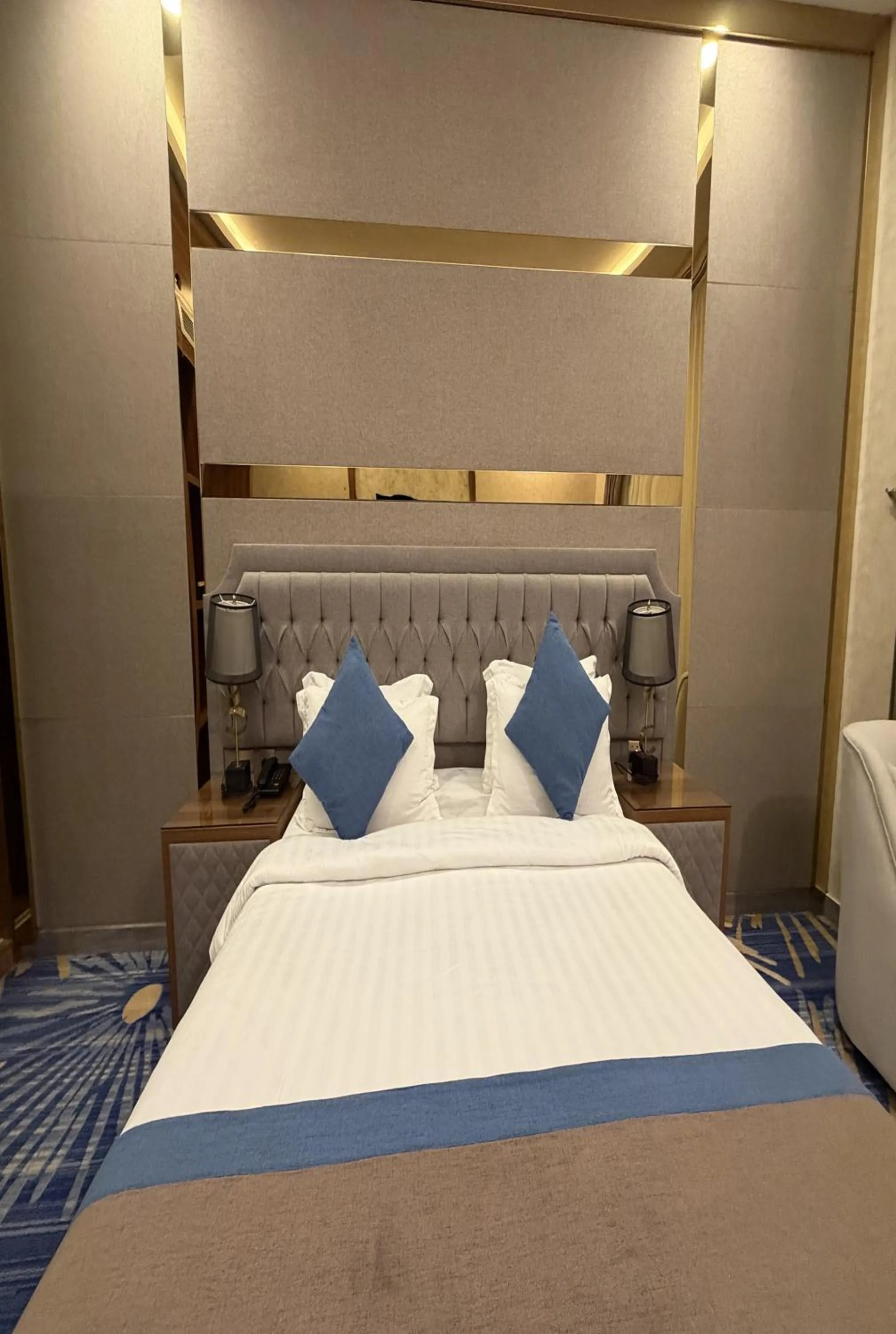 Photo of the whole room, Bed in Sunday Grand Al Khobar Hotel Formerly Holiday Al Khaleej