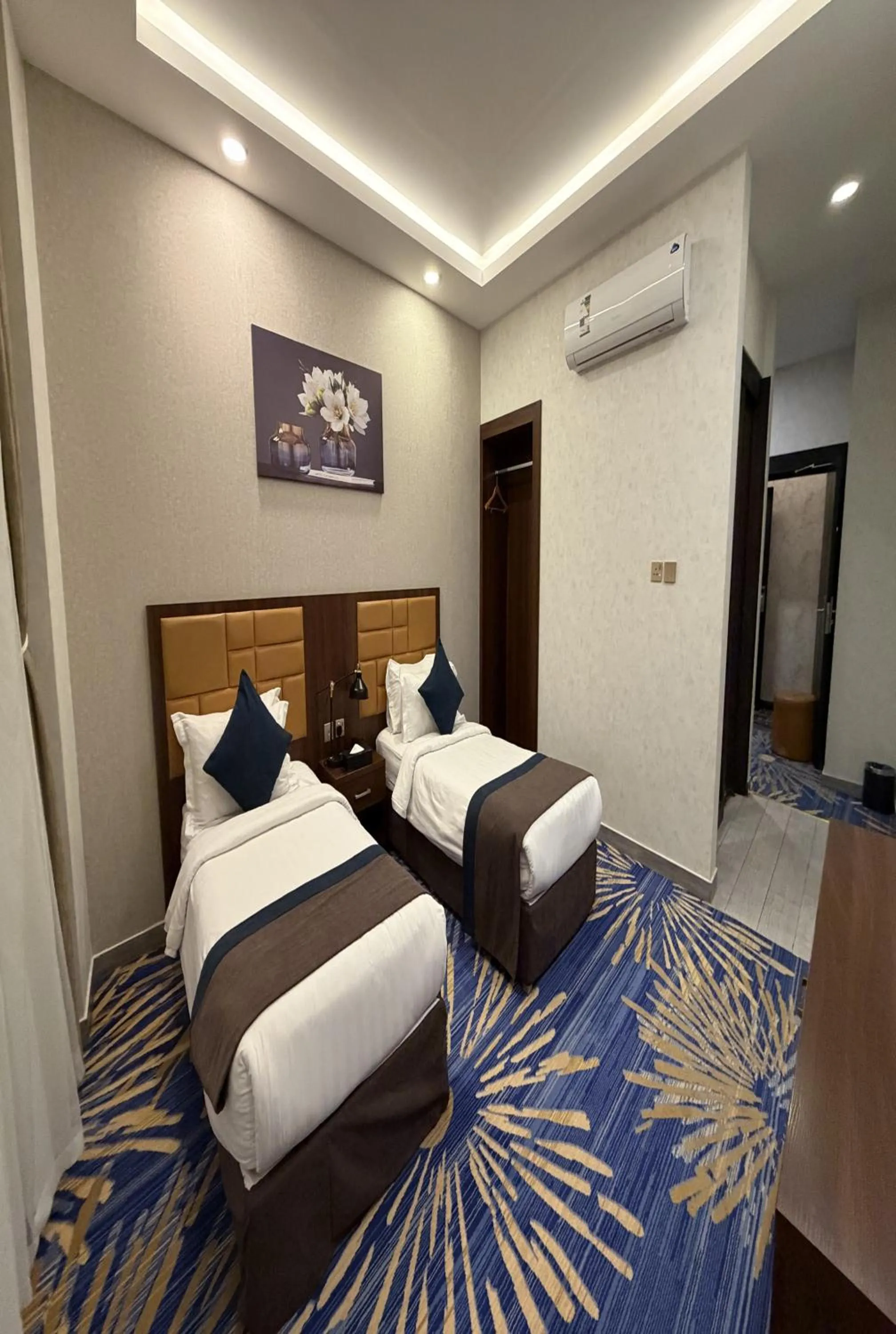 Photo of the whole room, Bed in Sunday Grand Al Khobar Hotel Formerly Holiday Al Khaleej