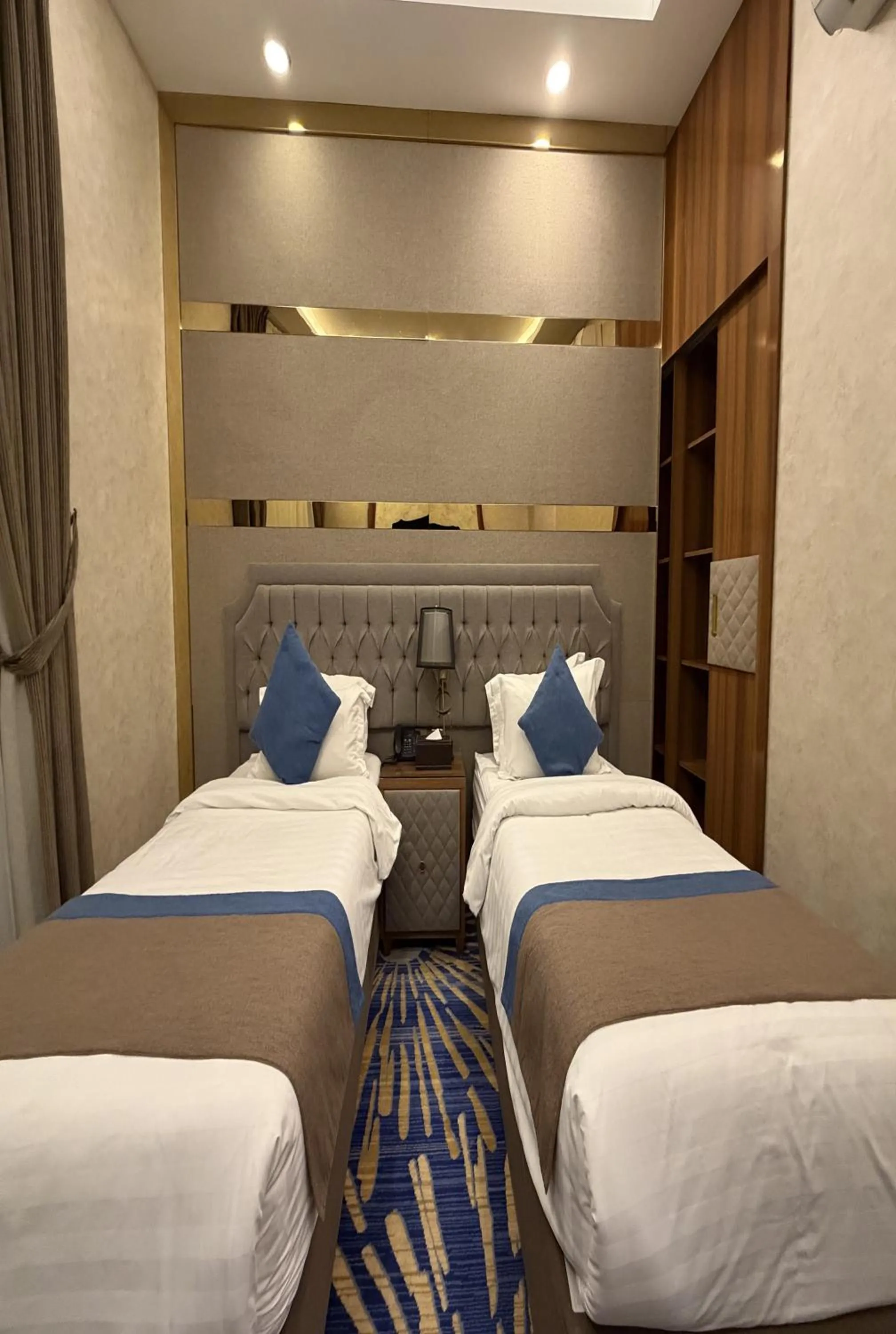 Photo of the whole room, Bed in Sunday Grand Al Khobar Hotel Formerly Holiday Al Khaleej