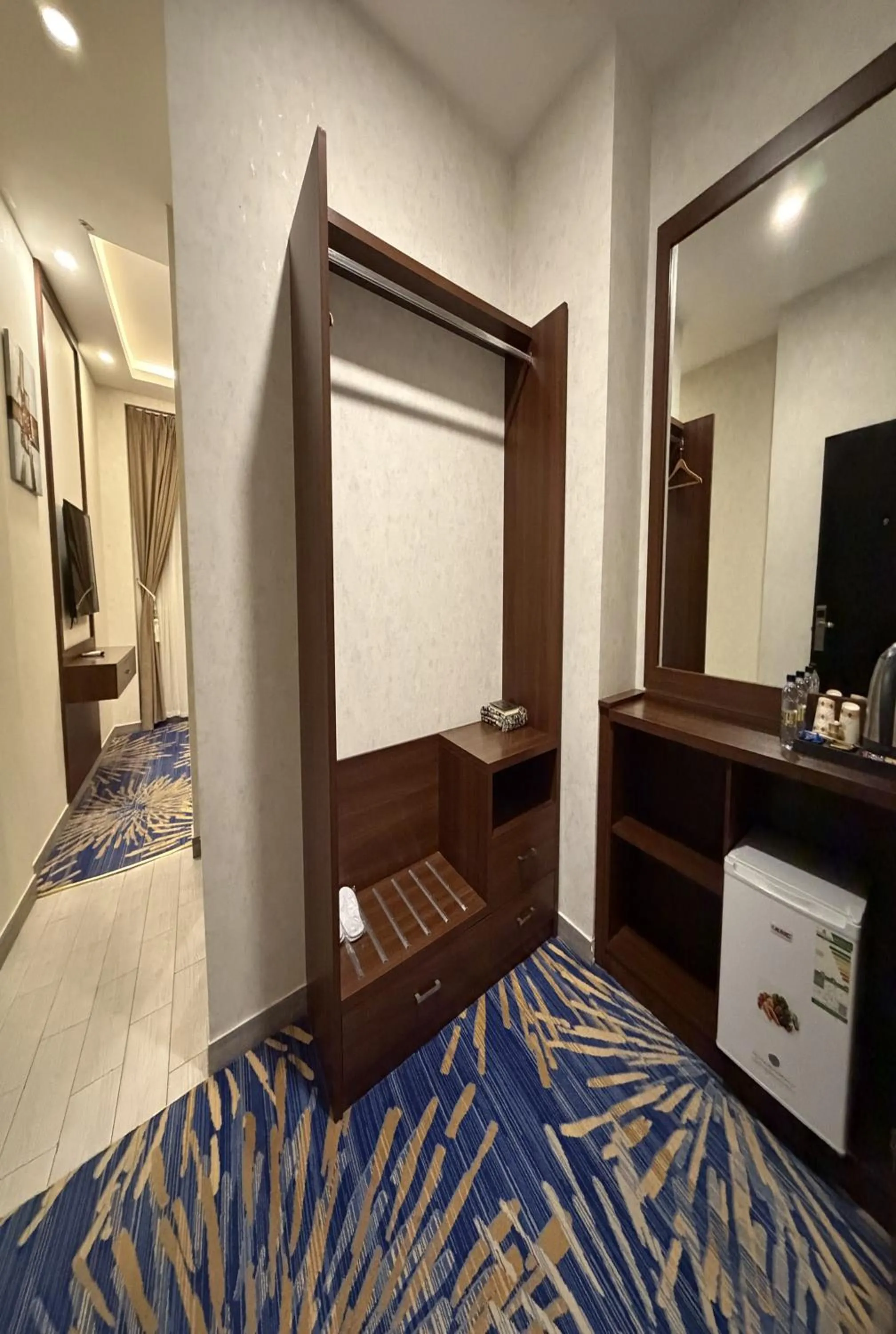 TV and multimedia, Bed in Sunday Grand Al Khobar Hotel Formerly Holiday Al Khaleej