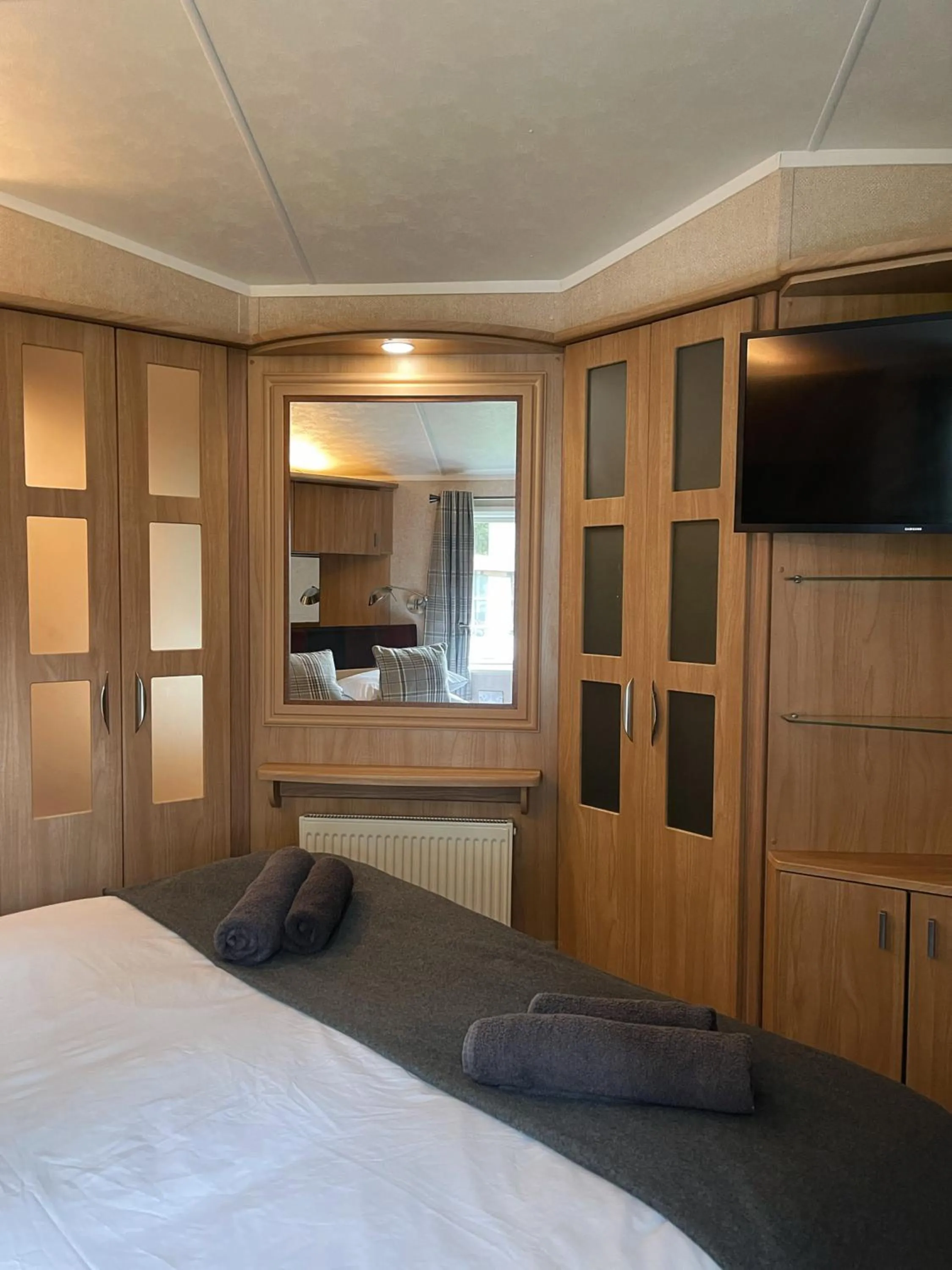 Bed in Percy Wood Lodges with Hot Tubs