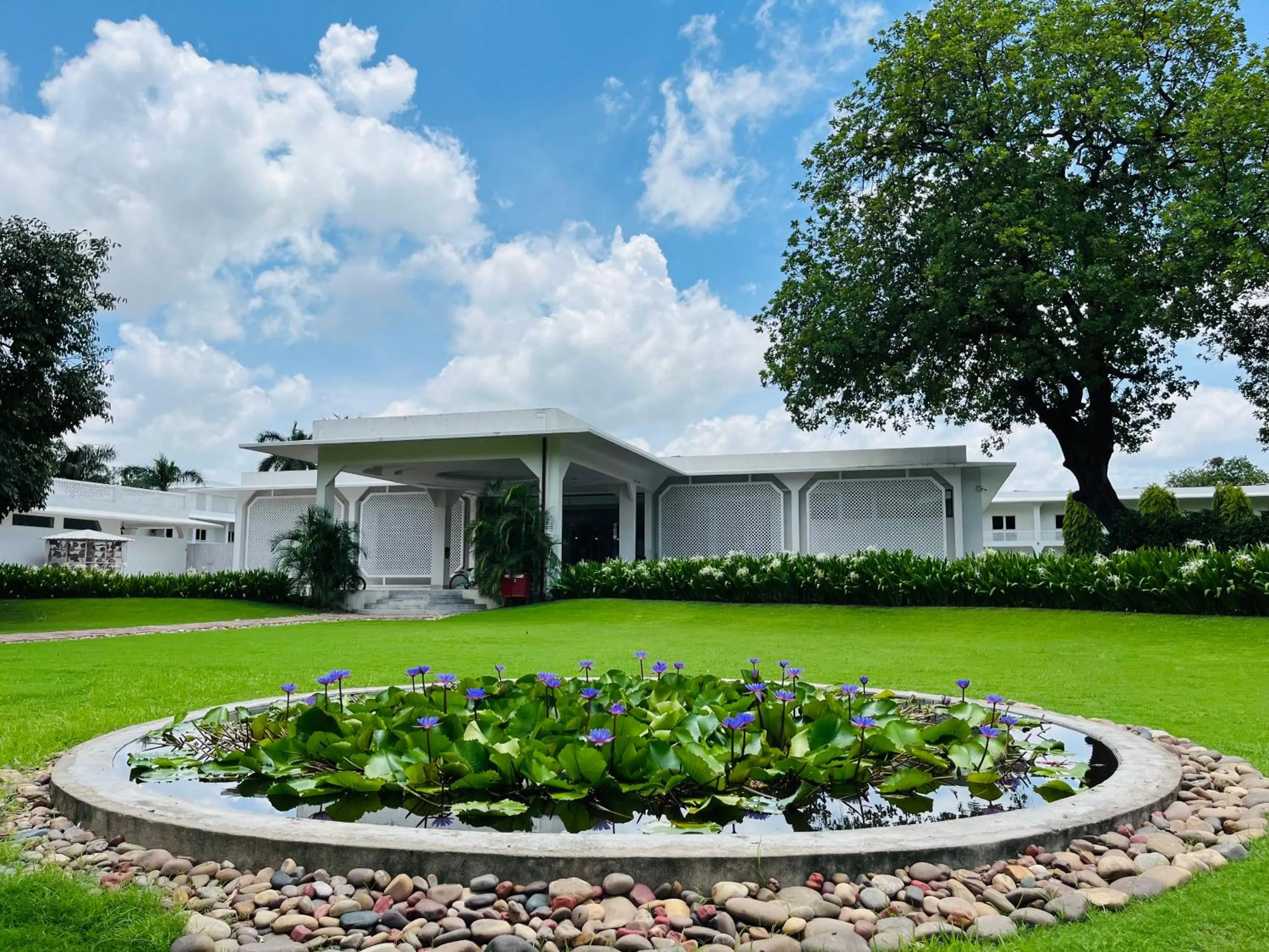 Garden in Hotel Chandela Khajuraho