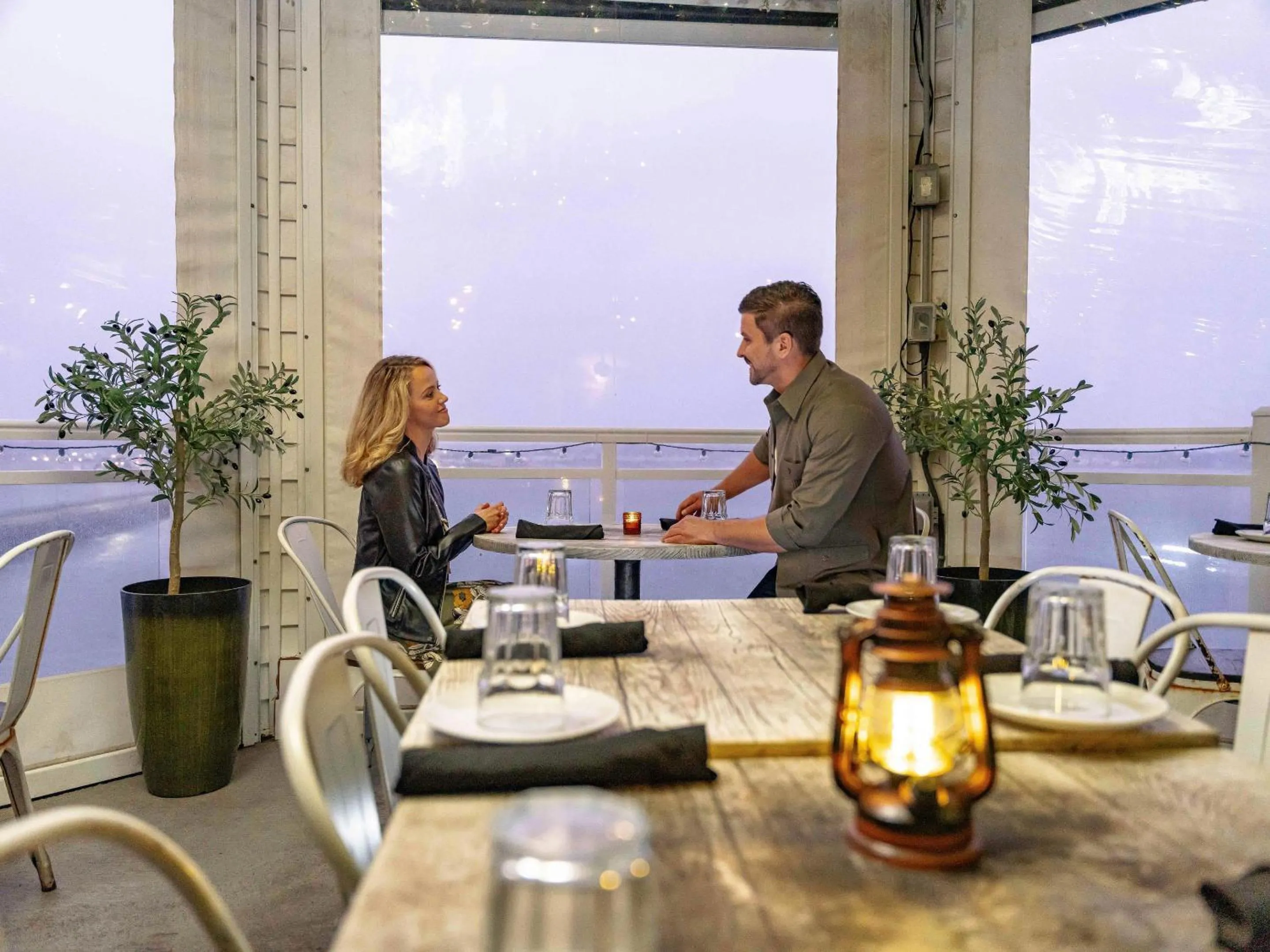 Restaurant/places to eat in Cambria Hotel Ocean City - Bayfront