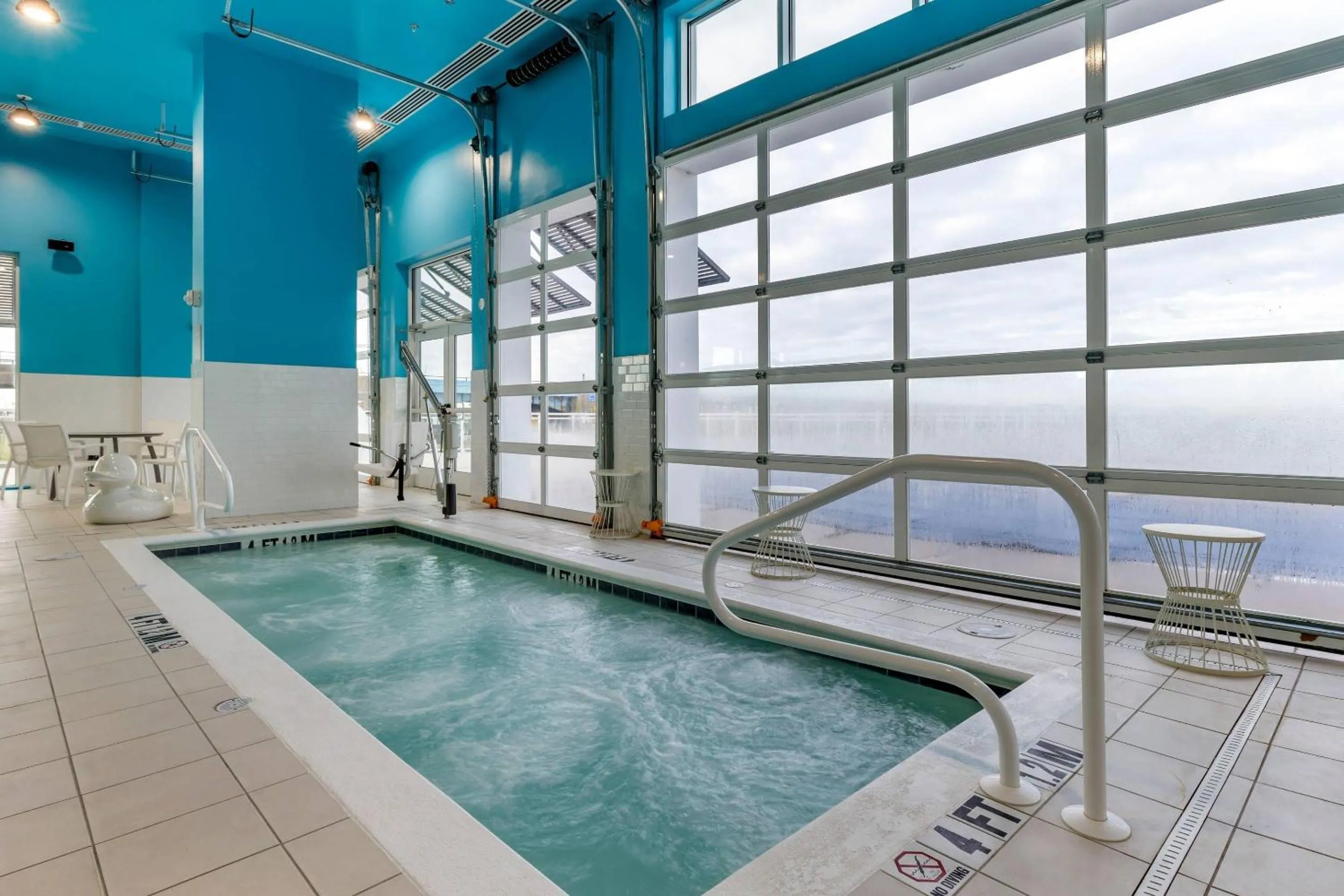 Swimming pool in Cambria Hotel Ocean City - Bayfront