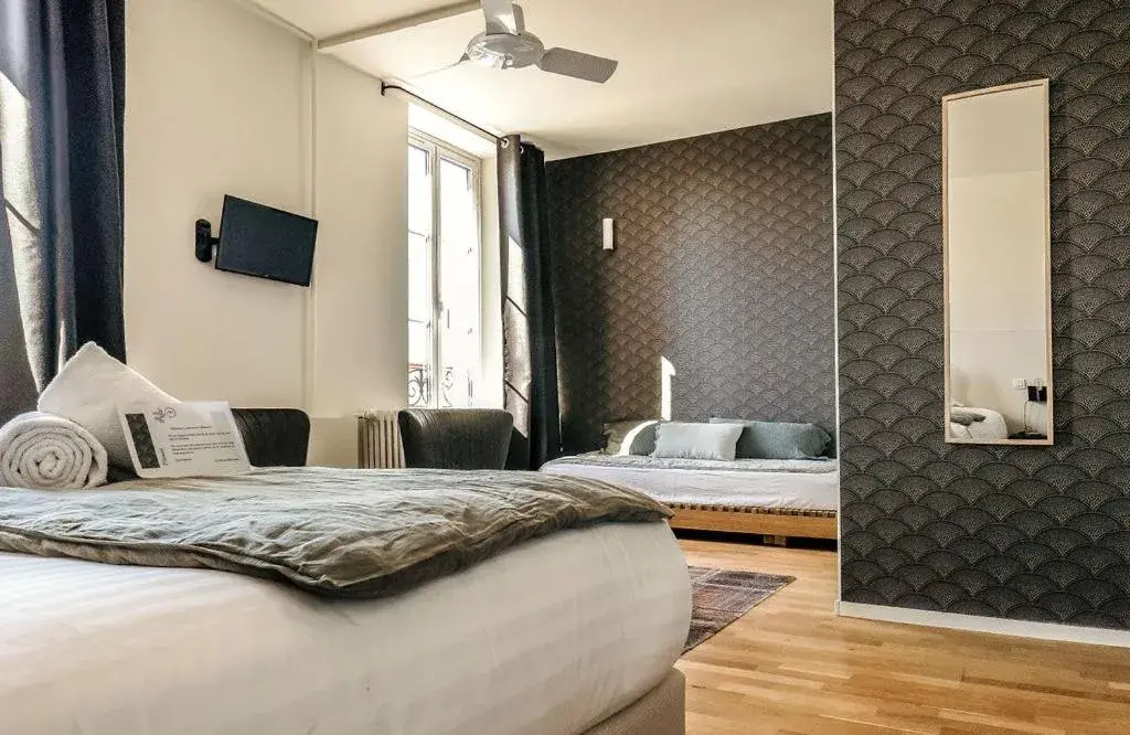 One-Bedroom Suite in Hotel Restaurant La Musardiere One-Bedroom Suite in Hotel Restaurant La Musardiere