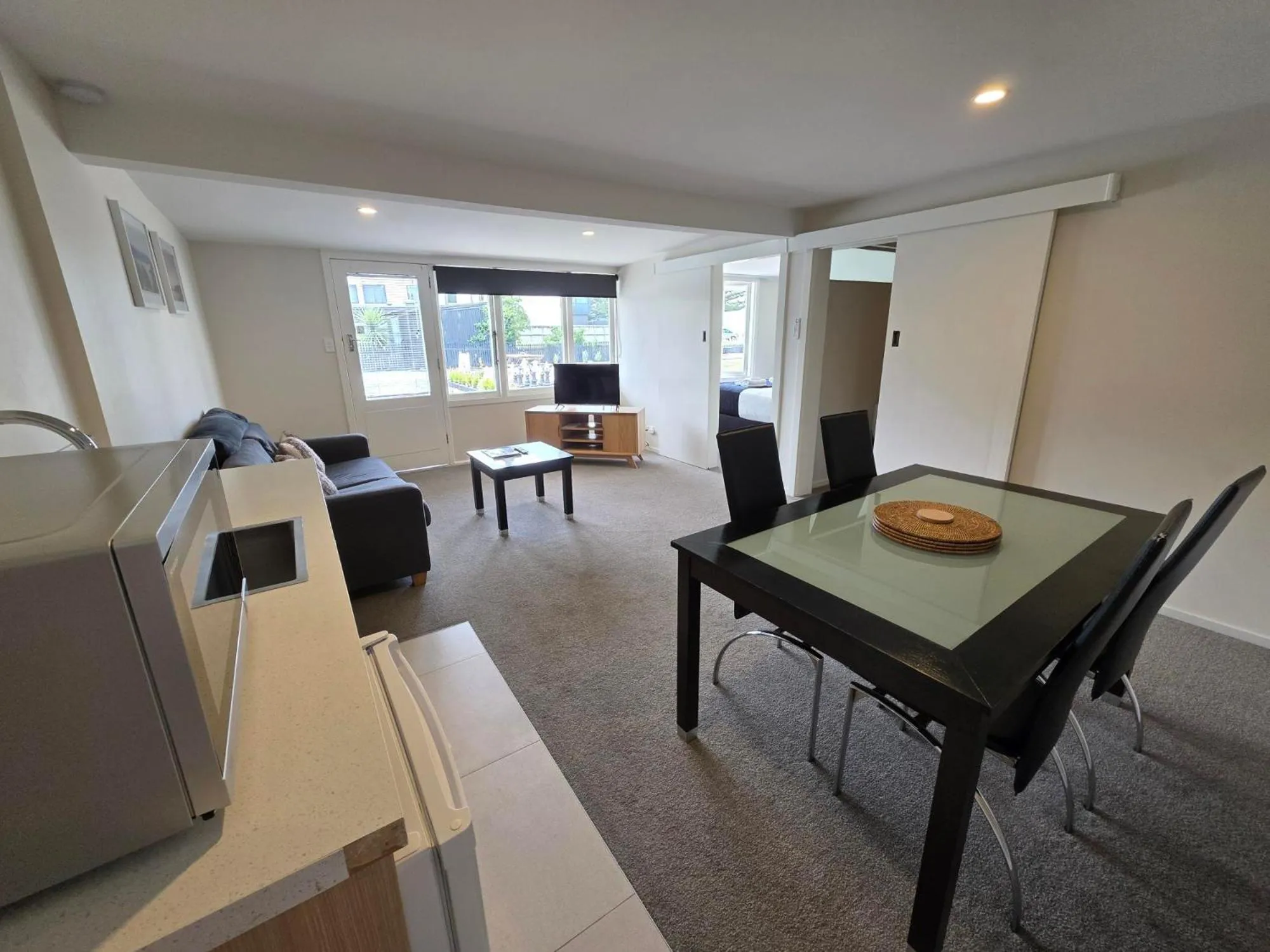 Kitchen or kitchenette in Kaikoura Beach Motel