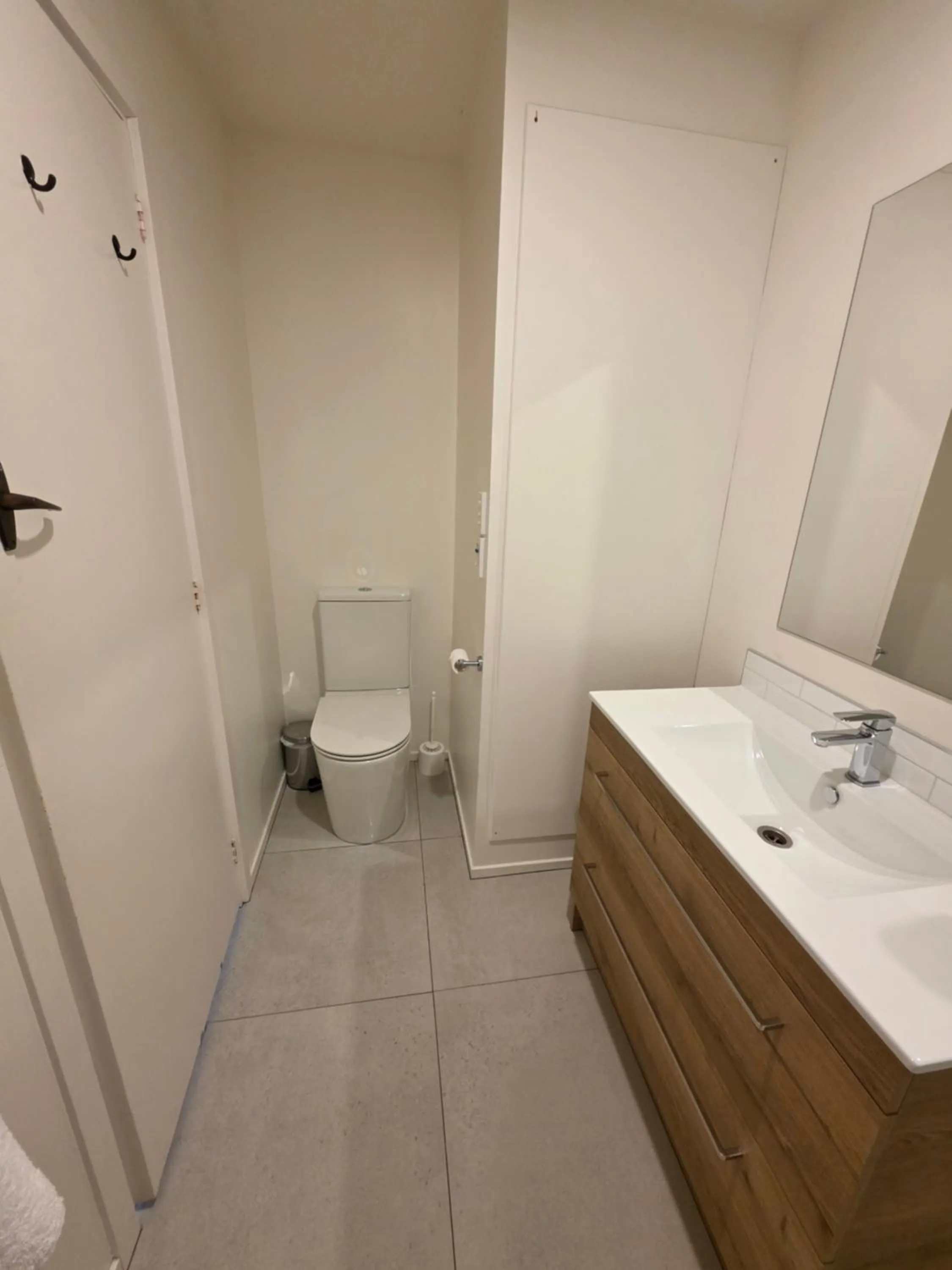 Bathroom in Kaikoura Beach Motel